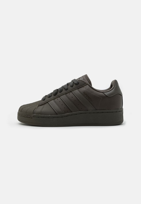 Кеды мужские Adidas Originals Superstar Xlg Unisex хаки 46 2/3 EU (доставка из-за рубежа), Superstar Xlg Unisex
Кеды мужские Adidas Originals Superstar Xlg Unisex хаки 46 2/3 EU (доставка из-за рубежа), Superstar Xlg Unisex