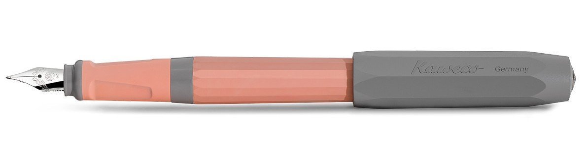 Перьевая ручка Kaweco Perkeo Cotton Candy F пластиковый корпус
Перьевая ручка Kaweco Perkeo Cotton Candy F пластиковый корпус