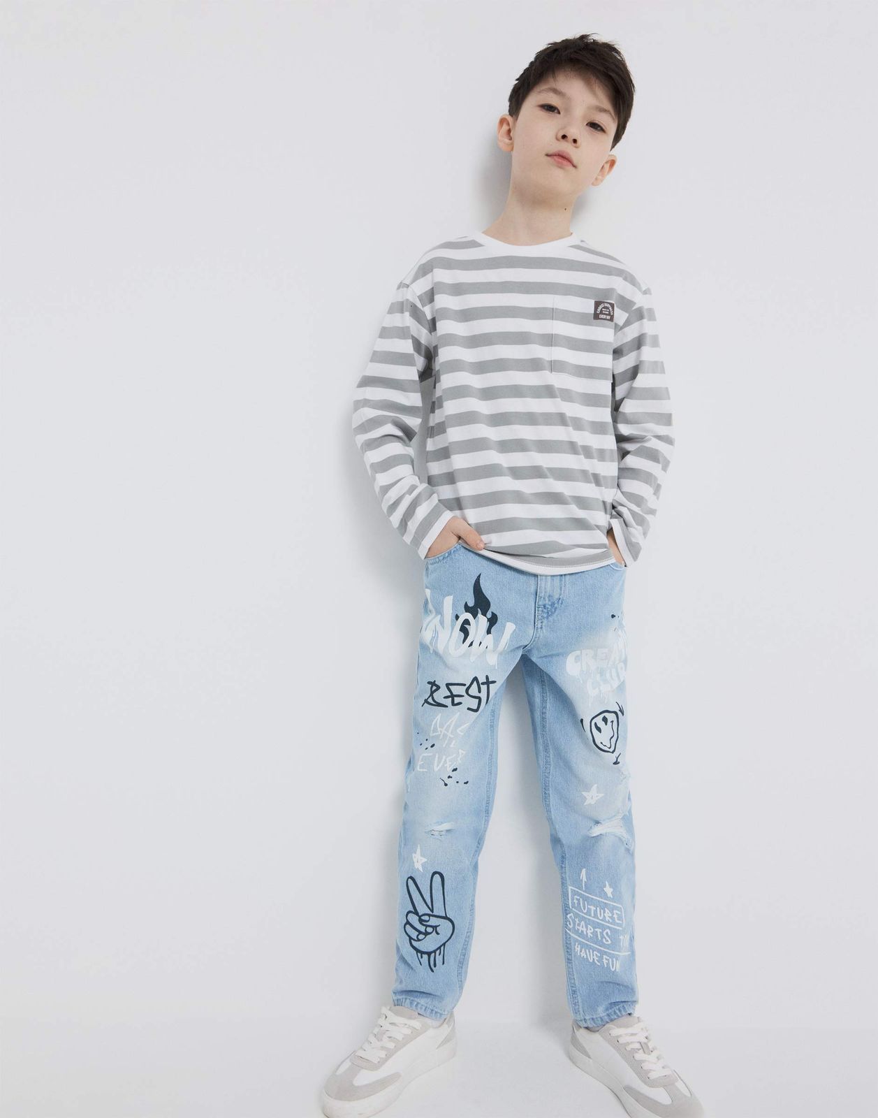 Джинсы для мальчика Gloria Jeans BJN015241 синий /лайт/ 2-3г/98, Синий;голубой, BJN015241
Джинсы для мальчика Gloria Jeans BJN015241 синий /лайт/ 2-3г/98, Синий;голубой, BJN015241