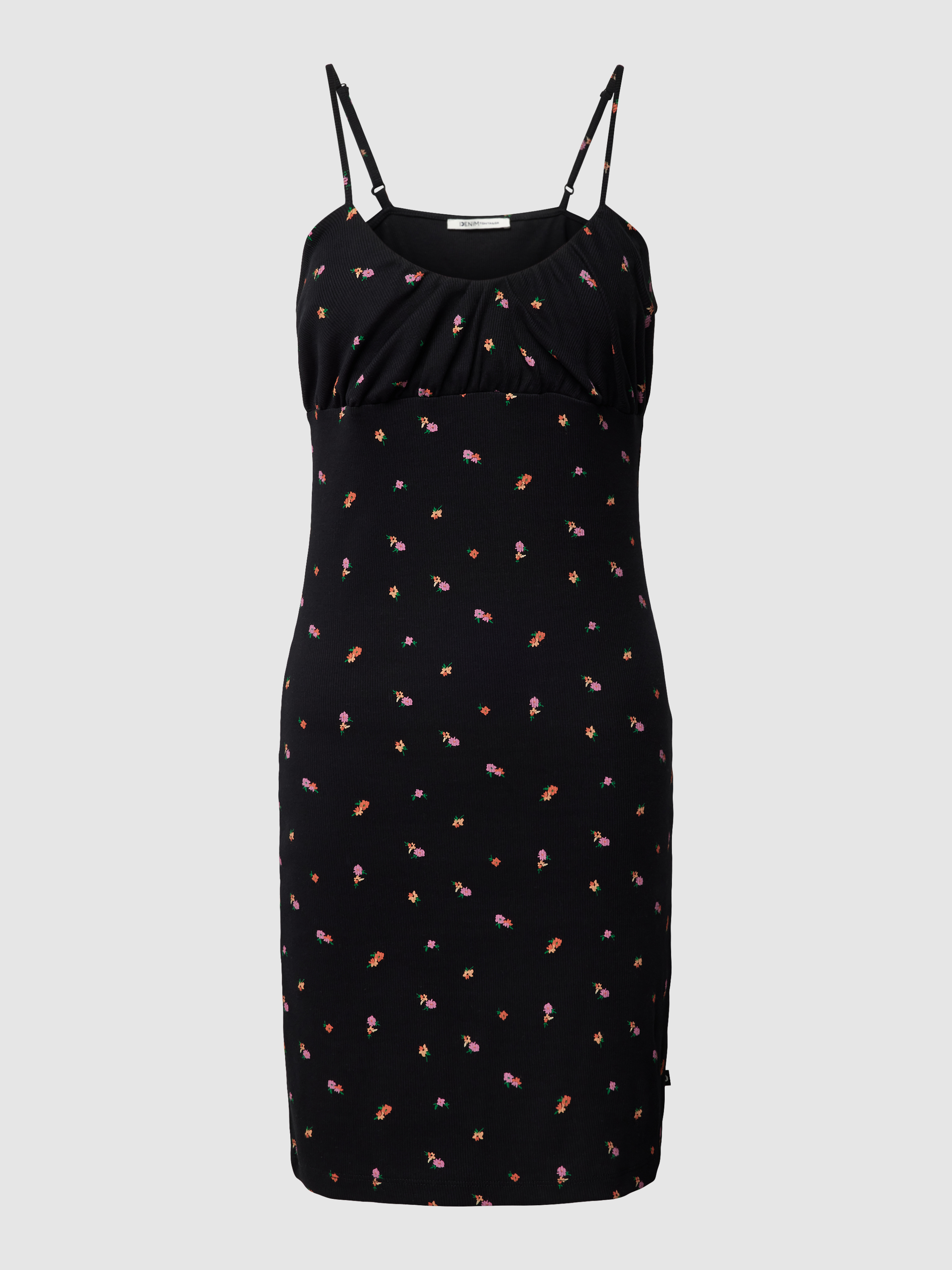 Платье женское TOM TAILOR 1827925 черное L (доставка из-за рубежа), Черный, 1827925
Платье женское TOM TAILOR 1827925 черное L (доставка из-за рубежа), Черный, 1827925