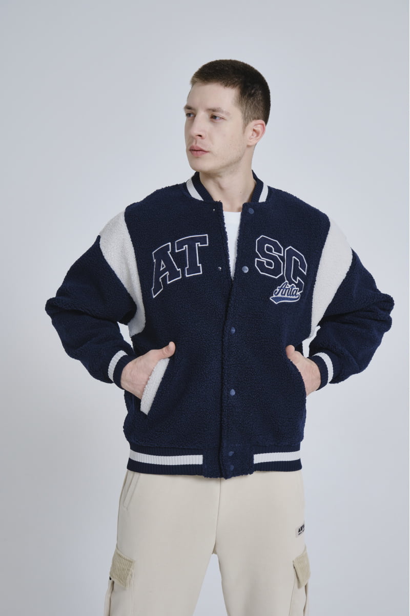 Бомбер мужской Anta 852348710 Vintage sports A-WARM/ANTI-STATIC синий M, 852348710 Vintage sports A-WARM/ANTI-STATIC
Бомбер мужской Anta 852348710 Vintage sports A-WARM/ANTI-STATIC синий M, 852348710 Vintage sports A-WARM/ANTI-STATIC