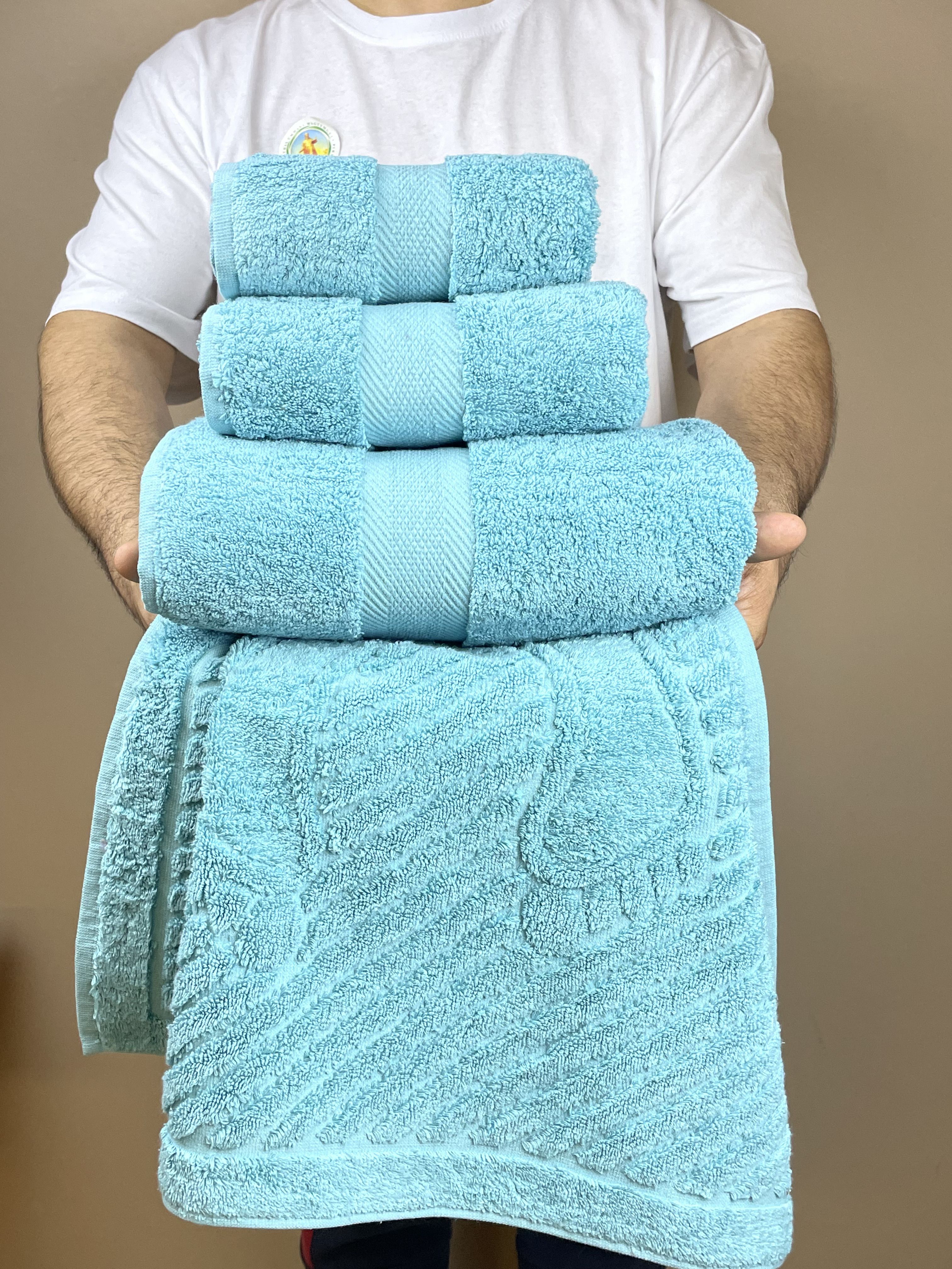 Набор полотенец TM TEXTILE 40x70, 50x90, 70x140 см, 50х70 коврик лазурный 38, 4шт, БР750-4038
Набор полотенец TM TEXTILE 40x70, 50x90, 70x140 см, 50х70 коврик лазурный 38, 4шт, БР750-4038