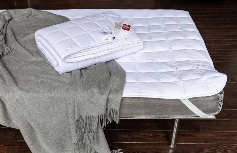 Наматрасник German Grass двусторонний Mattress 4 Seasons всесезонный 90х200, 490
Наматрасник German Grass двусторонний Mattress 4 Seasons всесезонный 90х200, 490