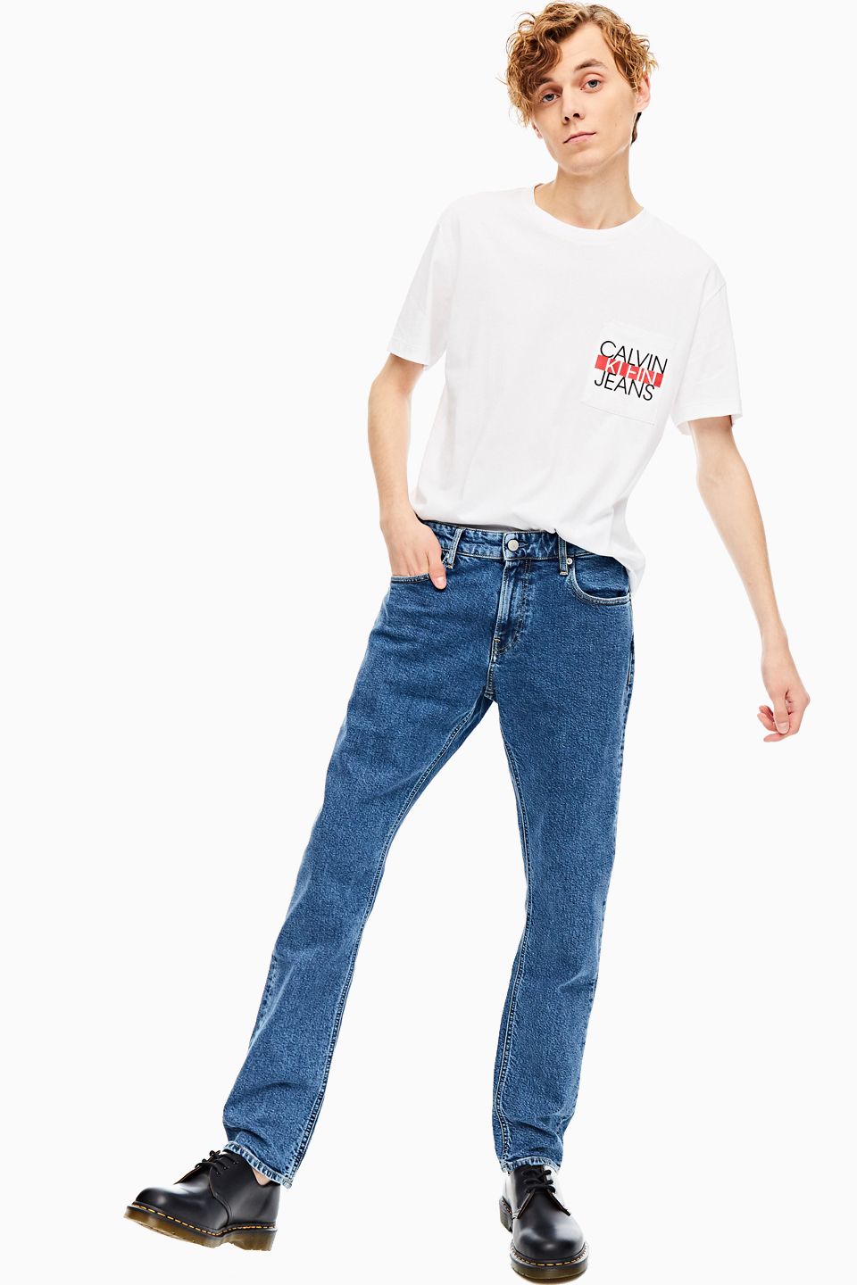 Джинсы мужские Calvin Klein Jeans J30J315522.1A4 синие 30/32 US, Синий, J30J315522.1A4
Джинсы мужские Calvin Klein Jeans J30J315522.1A4 синие 30/32 US, Синий, J30J315522.1A4