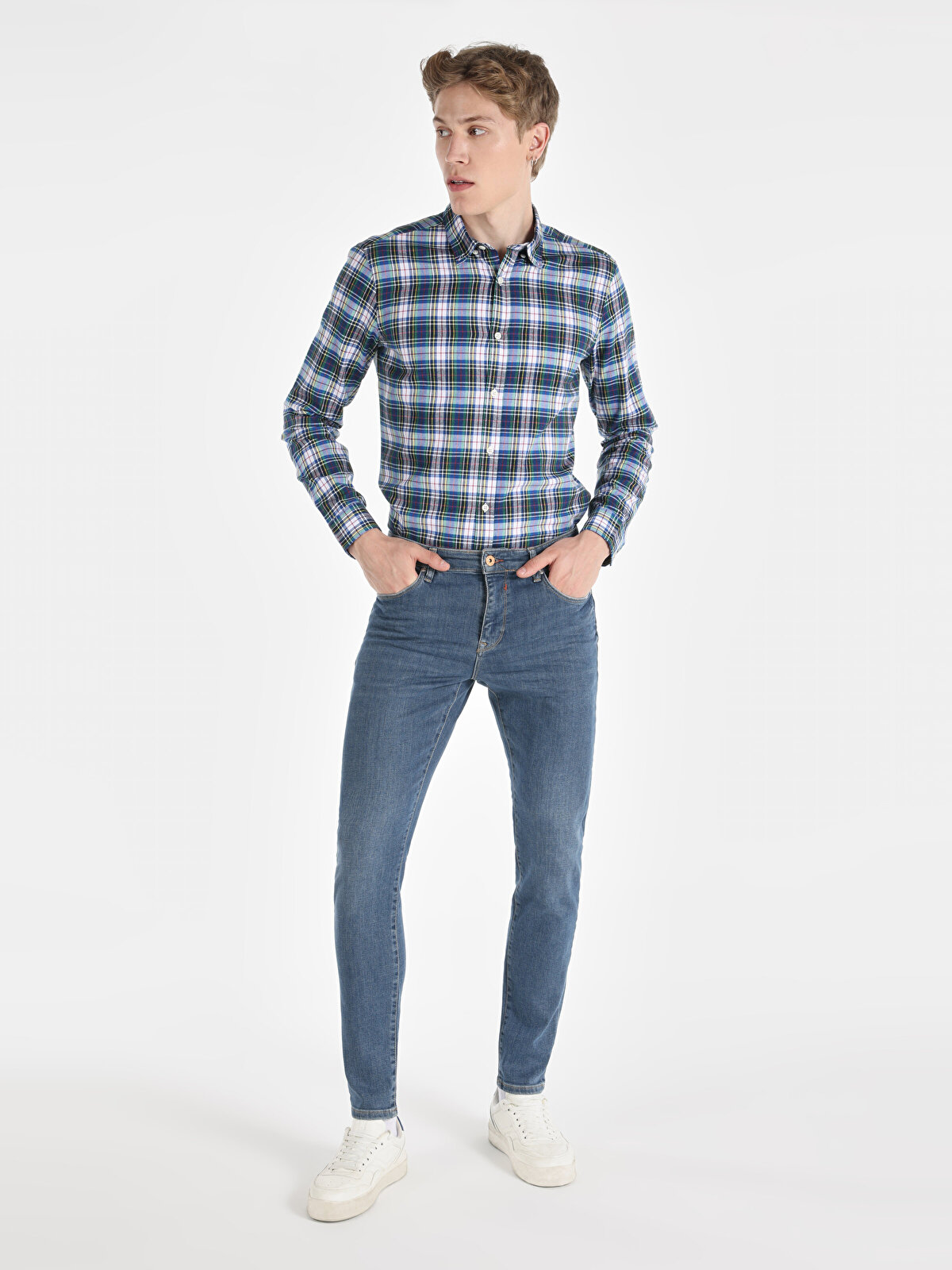 Джинсы мужские COLIN'S CL1065233_Q1.V1 голубые 27/32, Голубой, CL1065233_Q1.V1
Джинсы мужские COLIN'S CL1065233_Q1.V1 голубые 27/32, Голубой, CL1065233_Q1.V1