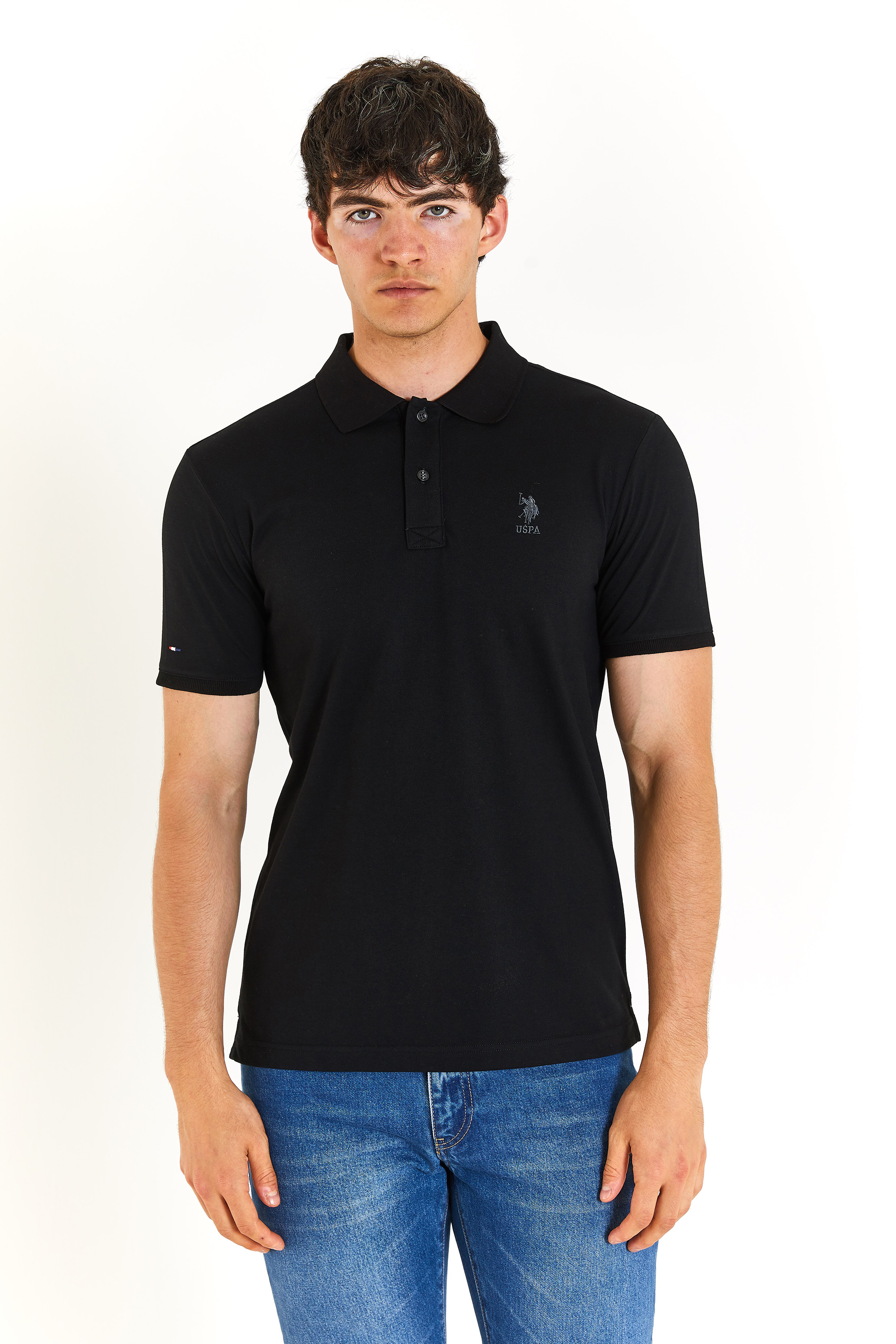 Футболка мужская US Polo Assn G081SZ0110TP08IY024 черная S, Черный, G081SZ0110TP08IY024
Футболка мужская US Polo Assn G081SZ0110TP08IY024 черная S, Черный, G081SZ0110TP08IY024
