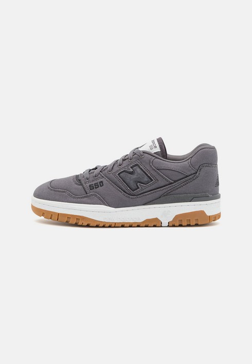 Кеды женские New Balance Bb550 Unisex серые 36 EU (доставка из-за рубежа), Серый, Bb550 Unisex
Кеды женские New Balance Bb550 Unisex серые 36 EU (доставка из-за рубежа), Серый, Bb550 Unisex