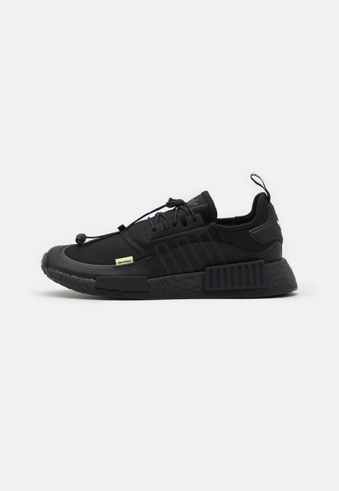 Кроссовки женские Adidas Originals Nmd_R1 Unisex черные 36 EU (доставка из-за рубежа), Черный, Nmd_R1 Unisex
Кроссовки женские Adidas Originals Nmd_R1 Unisex черные 36 EU (доставка из-за рубежа), Черный, Nmd_R1 Unisex