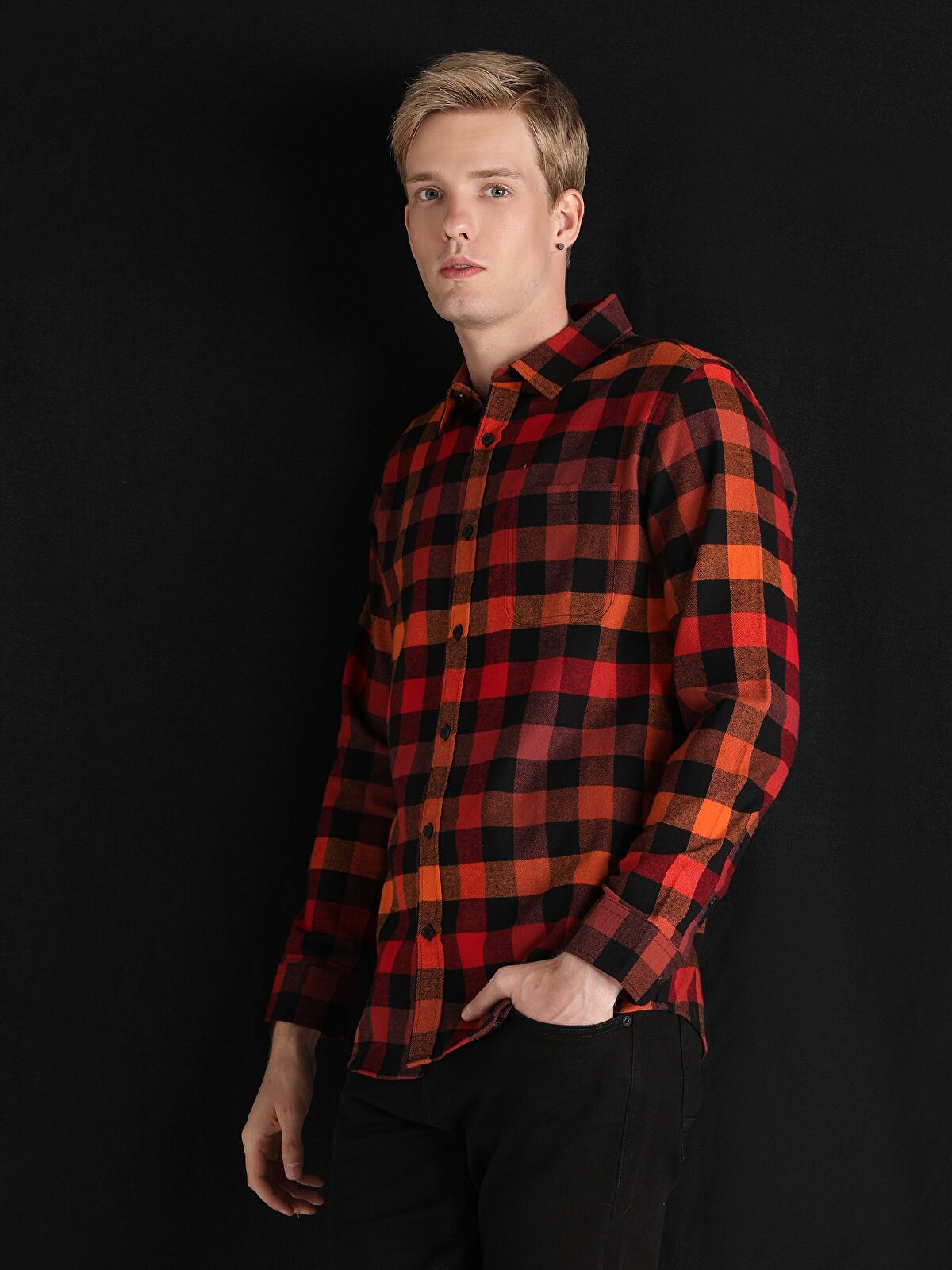 Рубашка мужская Colin's CL1059639_Q1.V1 разноцветная XL, Разноцветный, CL1059639_Q1.V1
Рубашка мужская Colin's CL1059639_Q1.V1 разноцветная XL, Разноцветный, CL1059639_Q1.V1