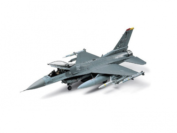 Сборная модель Tamiya 1/48 F-16CJ Fighting Falcon 3 варианта декалей 1 фигура пилота 61098
Сборная модель Tamiya 1/48 F-16CJ Fighting Falcon 3 варианта декалей 1 фигура пилота 61098