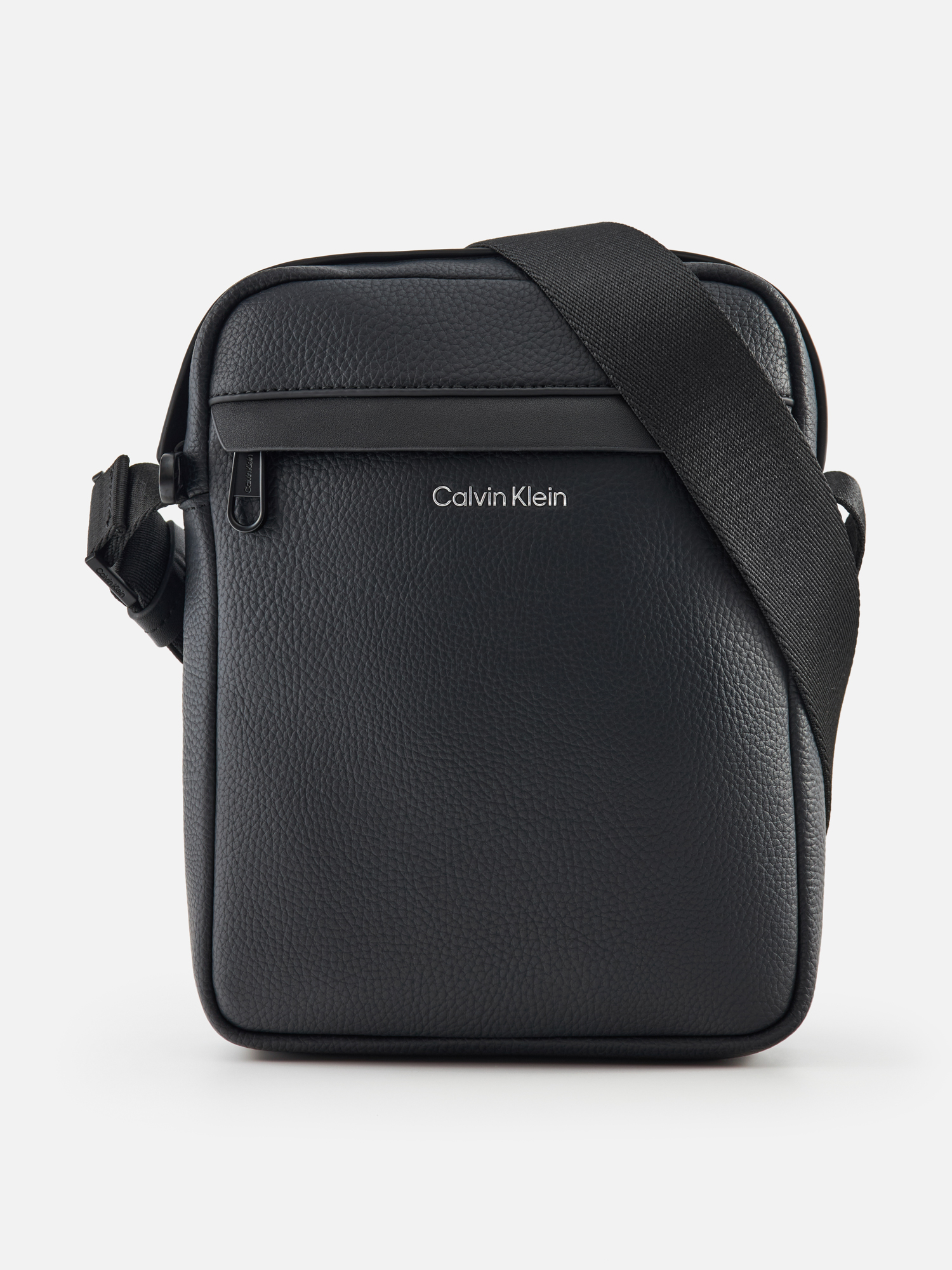 Сумка Calvin Klein для мужчин, кросс-боди, чёрная, K50K511607BEH, Черный, Reporter Bag
Сумка Calvin Klein для мужчин, кросс-боди, чёрная, K50K511607BEH, Черный, Reporter Bag