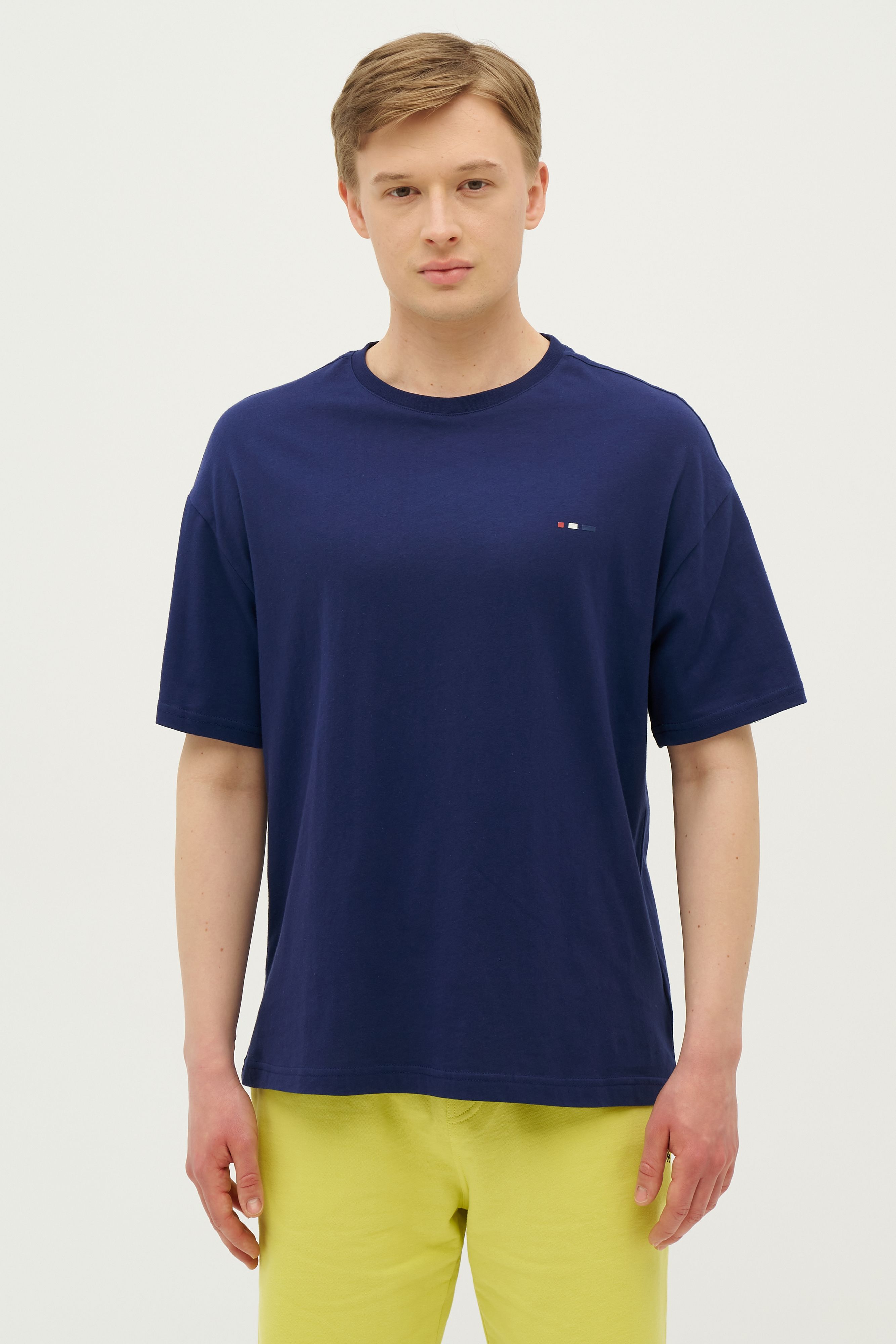 Футболка мужская U.S. POLO Assn. G081SZ0110GESDA-R синяя L, Синий, G081SZ0110GESDA-R
Футболка мужская U.S. POLO Assn. G081SZ0110GESDA-R синяя L, Синий, G081SZ0110GESDA-R