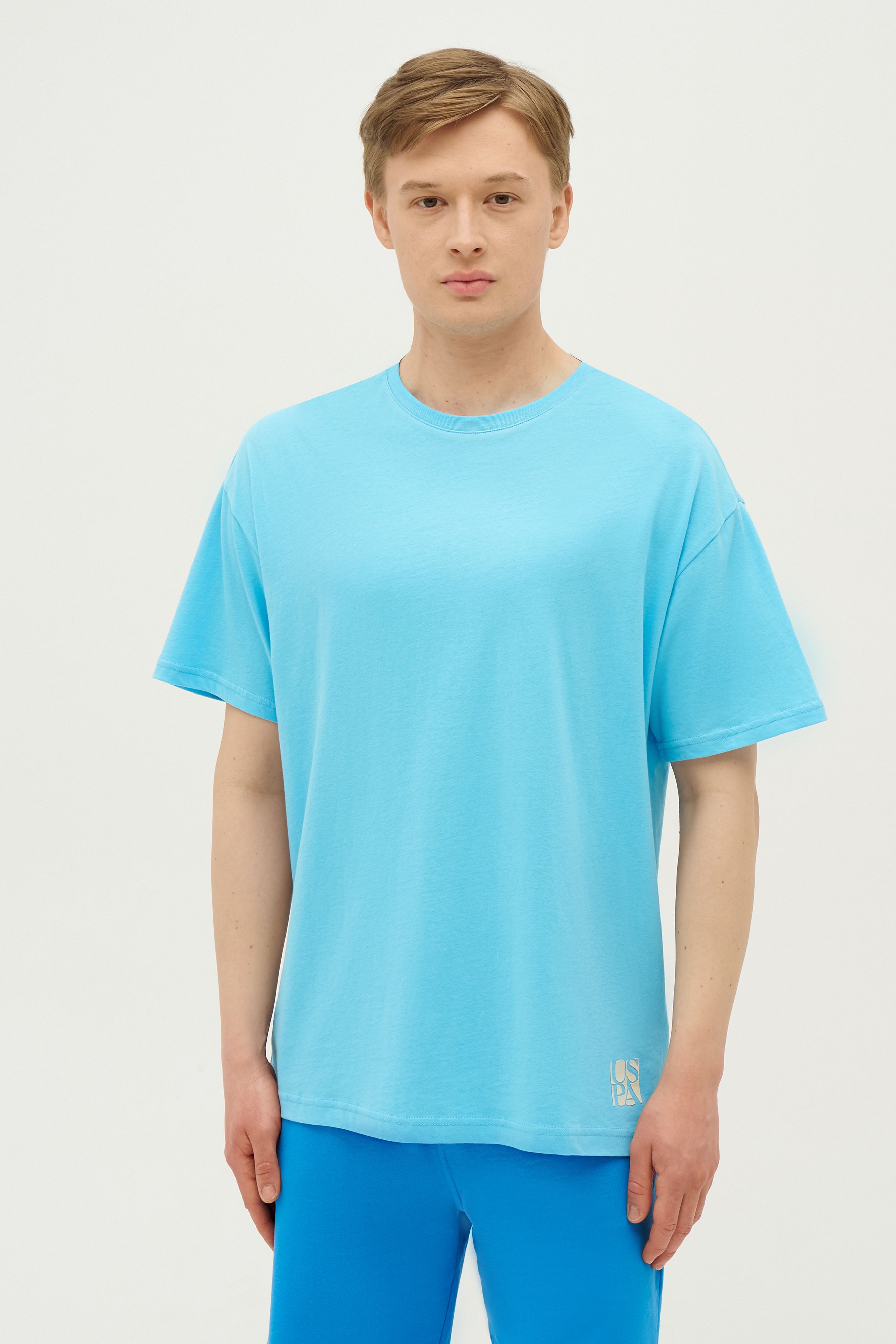 Футболка мужская U.S. POLO Assn. G081SZ0110BUSTER-R голубая XL, Голубой, G081SZ0110BUSTER-R
Футболка мужская U.S. POLO Assn. G081SZ0110BUSTER-R голубая XL, Голубой, G081SZ0110BUSTER-R