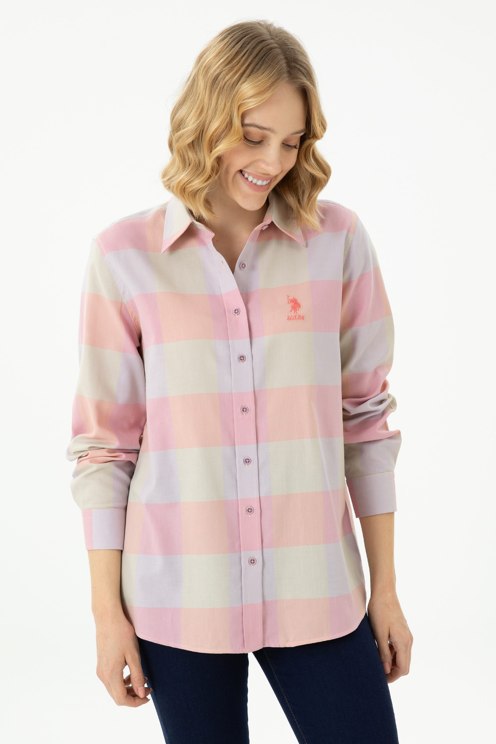 Рубашка женская U.S. POLO Assn. G082GL0040KARDELI разноцветная 34, Разноцветный, G082GL0040KARDELI
Рубашка женская U.S. POLO Assn. G082GL0040KARDELI разноцветная 34, Разноцветный, G082GL0040KARDELI