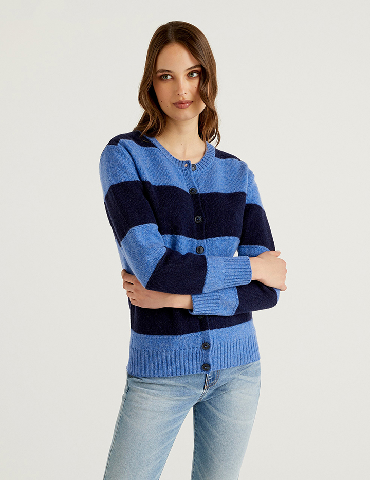 Кардиган женский United Colors of Benetton 21A_103ME5582 разноцветный M, 21A_103ME5582
Кардиган женский United Colors of Benetton 21A_103ME5582 разноцветный M, 21A_103ME5582