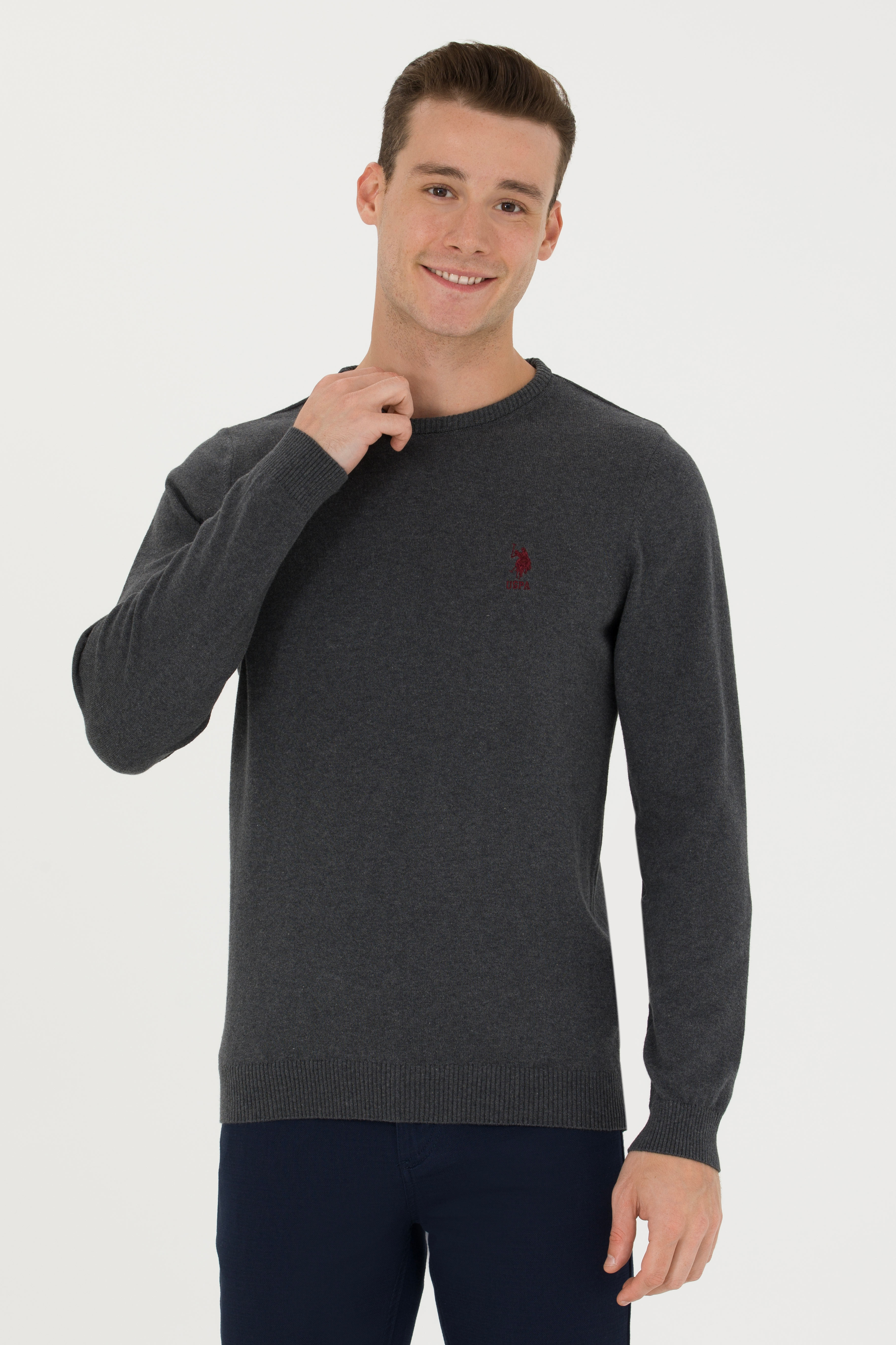 Джемпер мужской U.S. POLO Assn. G081GL0TK0GTD01-GLBSK23 серый L, G081GL0TK0GTD01-GLBSK23
Джемпер мужской U.S. POLO Assn. G081GL0TK0GTD01-GLBSK23 серый L, G081GL0TK0GTD01-GLBSK23