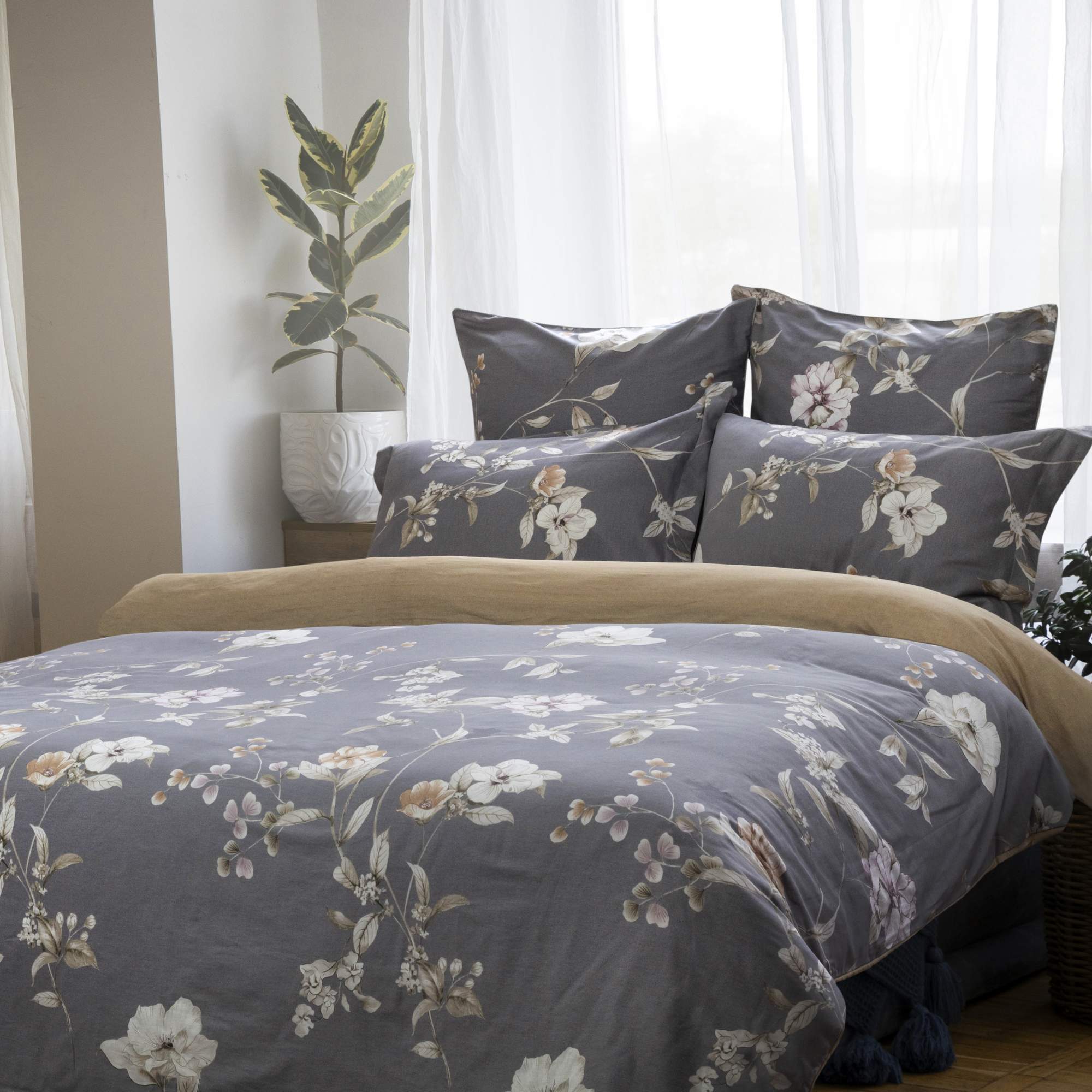 Комплект постельного белья Cleo Satin de Luxe Евро сатин, наволочки 50х70 и 70х70, Satin de Luxe
Комплект постельного белья Cleo Satin de Luxe Евро сатин, наволочки 50х70 и 70х70, Satin de Luxe