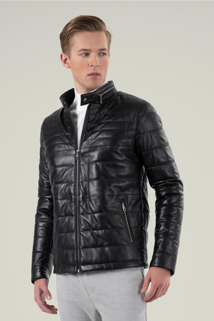 Кожаная куртка мужская Deri Company BD02288 черная M (товары доставляются из-за рубежа), Черный, BD02288
Кожаная куртка мужская Deri Company BD02288 черная M (товары доставляются из-за рубежа), Черный, BD02288
