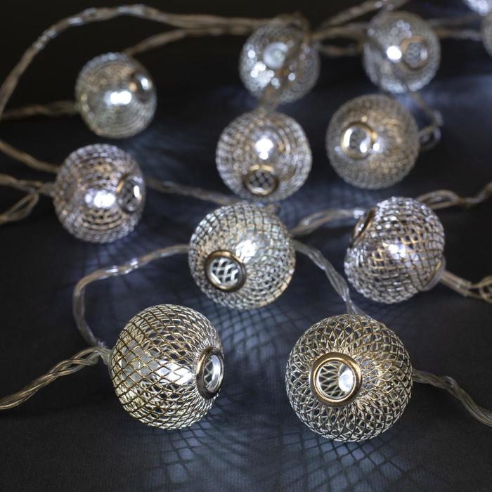 Световая гирлянда новогодняя Luazon Lighting Шарик сетка 2388677 4 м белый холодный, Шарик сетка
Световая гирлянда новогодняя Luazon Lighting Шарик сетка 2388677 4 м белый холодный, Шарик сетка