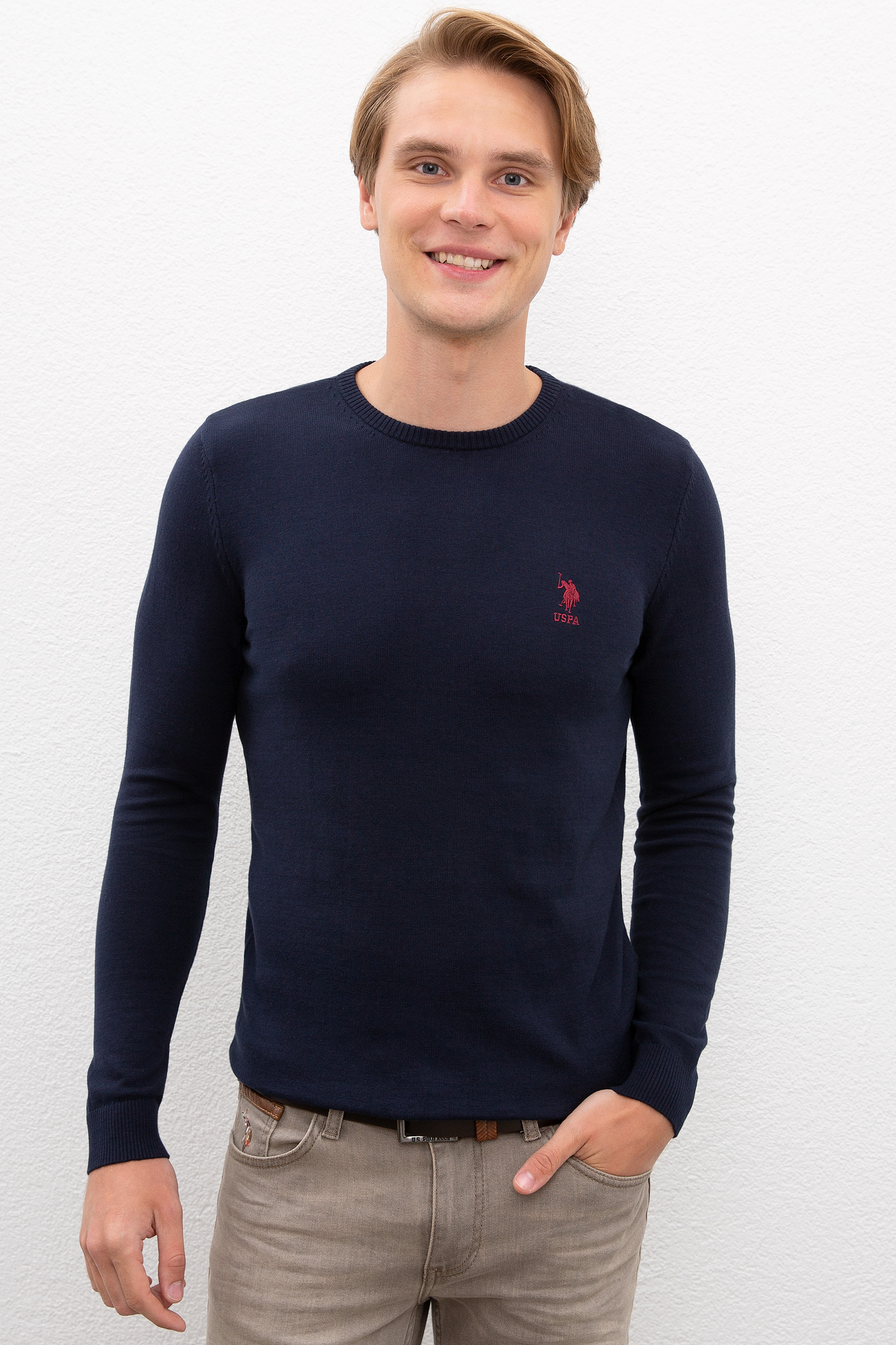 Джемпер мужской U.S. POLO Assn. G081GL0TK0GTD01-GLBSK20 синий L, G081GL0TK0GTD01-GLBSK20
Джемпер мужской U.S. POLO Assn. G081GL0TK0GTD01-GLBSK20 синий L, G081GL0TK0GTD01-GLBSK20