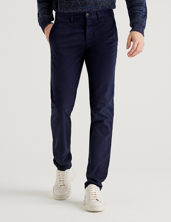 Брюки мужские United Colors of Benetton CCC_4DKH55I18 синие 44 RU, CCC_4DKH55I18
Брюки мужские United Colors of Benetton CCC_4DKH55I18 синие 44 RU, CCC_4DKH55I18