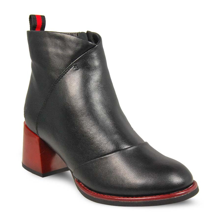 Ботильоны женские Rieker 97053-00 черные 38 RU, 97053-00
Ботильоны женские Rieker 97053-00 черные 38 RU, 97053-00