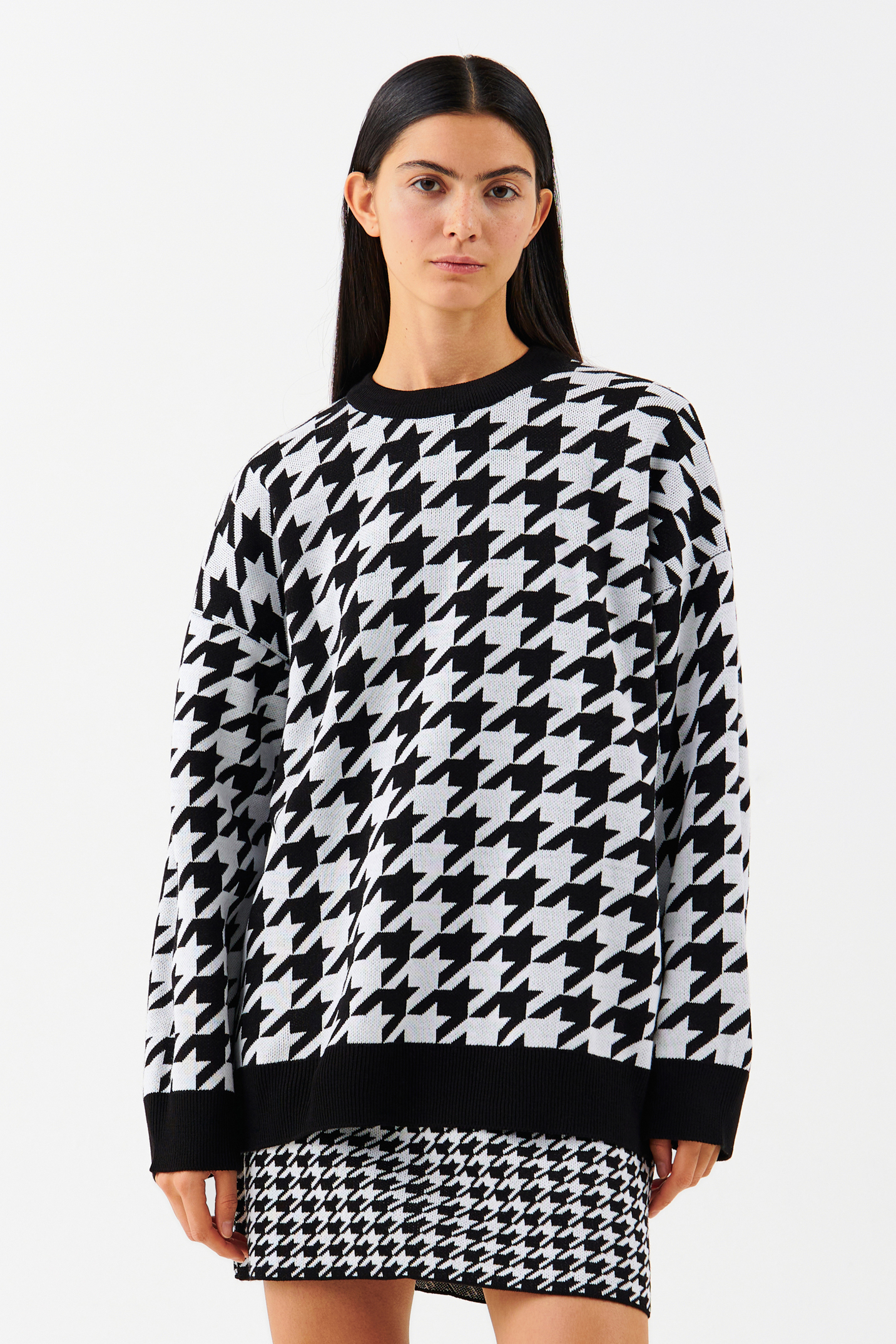 Джемпер женский Befree 2241346865-55 черный XS, 2241346865-55
Джемпер женский Befree 2241346865-55 черный XS, 2241346865-55