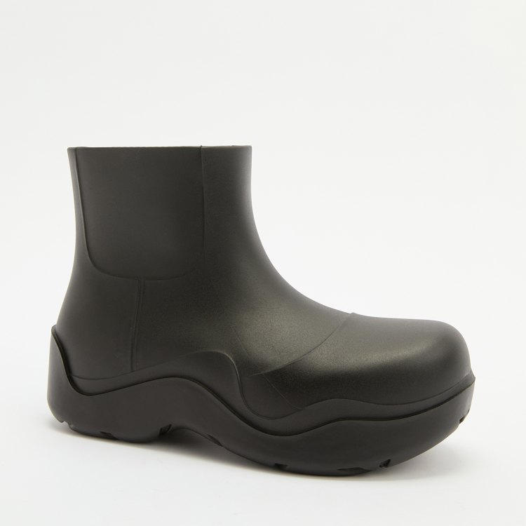 Резиновые ботинки женские Tendance HVZ-19S2308153 черные 36 EU, Черный, HVZ-19S2308153
Резиновые ботинки женские Tendance HVZ-19S2308153 черные 36 EU, Черный, HVZ-19S2308153