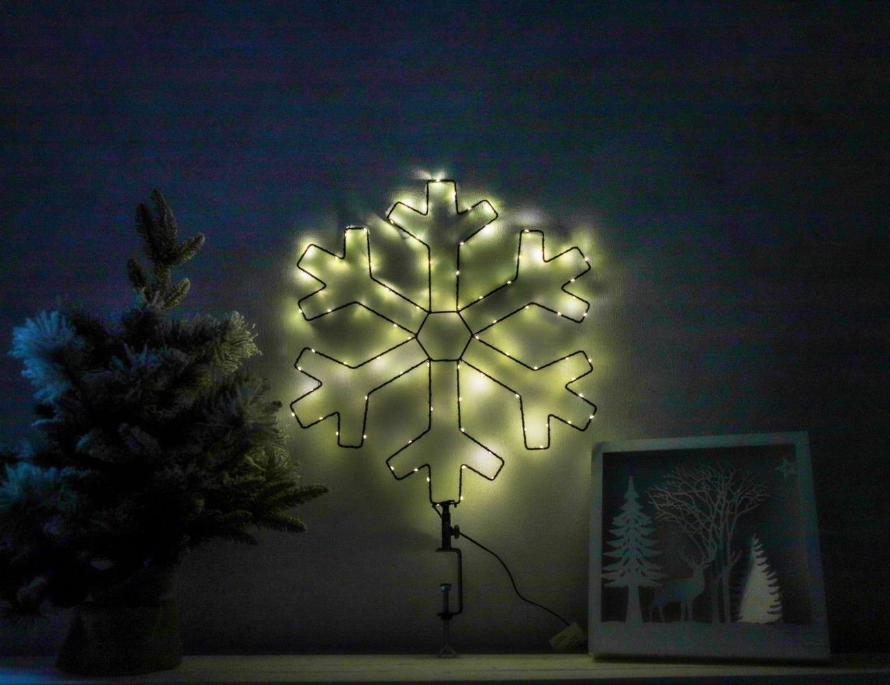 Светодиодная снежинка МОРОЗНЫЙ ОБРАЗ, 80 теплых белых LED-огней, 49 см, уличная, Kaemingk, 493463
Светодиодная снежинка МОРОЗНЫЙ ОБРАЗ, 80 теплых белых LED-огней, 49 см, уличная, Kaemingk, 493463