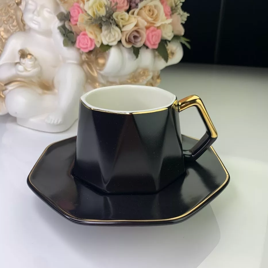 Чайный набор 12пр. в подарочной упаковке 106-188 118-106-188, Черный
Чайный набор 12пр. в подарочной упаковке 106-188 118-106-188, Черный