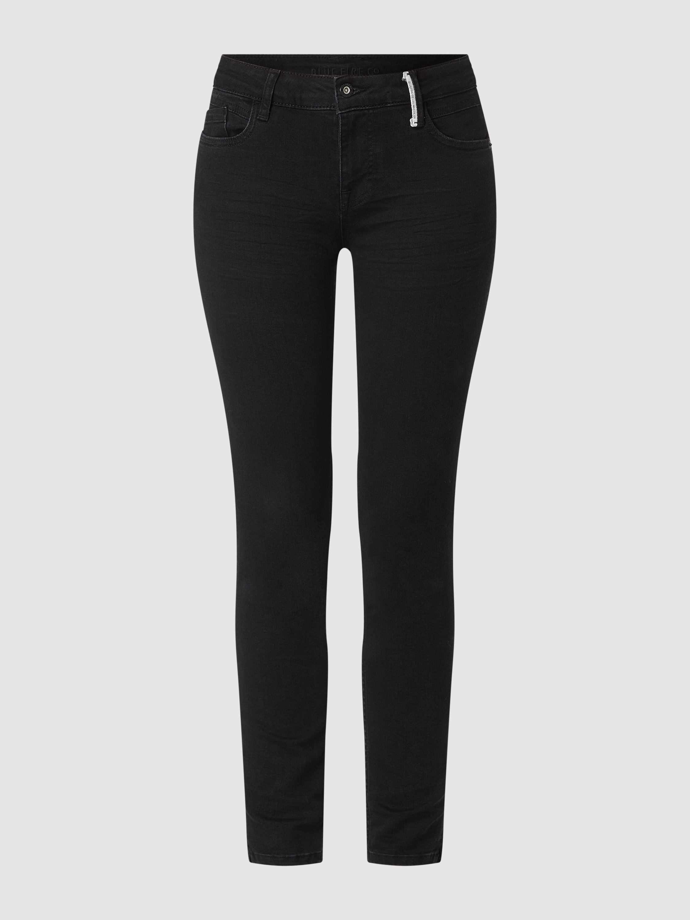 Джинсы женские Blue Fire Jeans 1780340 черные 32/28 (доставка из-за рубежа), Черный, 1780340
Джинсы женские Blue Fire Jeans 1780340 черные 32/28 (доставка из-за рубежа), Черный, 1780340