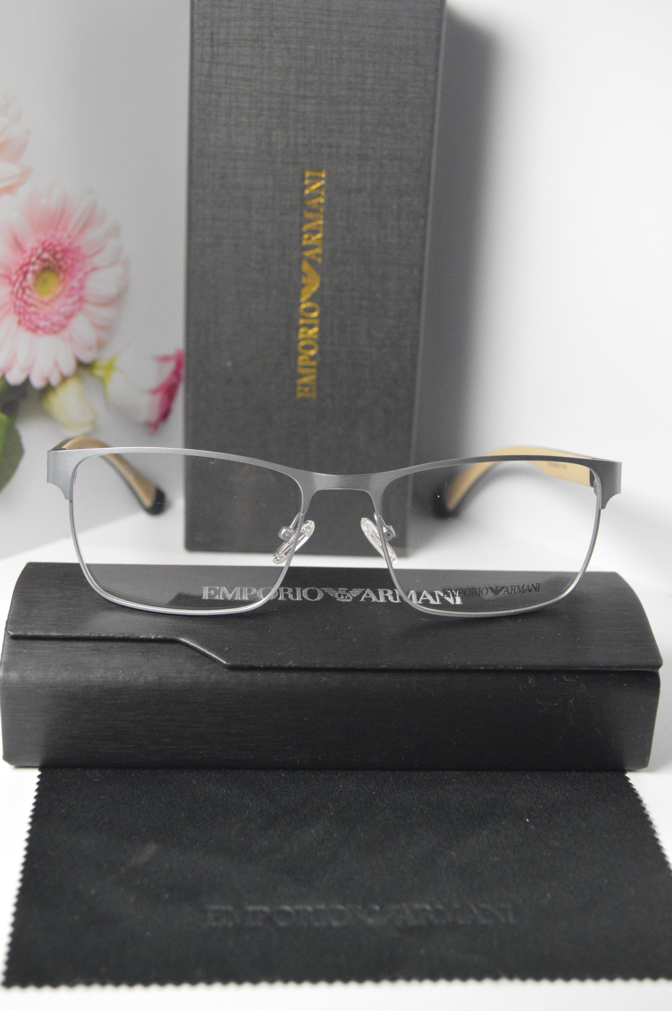 Оправа для очков унисекс NoBrand OL-OM-Emporio-Armani-ЕА-1106-3002 серая, OL-OM-Emporio-Armani-ЕА-1106-3002
Оправа для очков унисекс NoBrand OL-OM-Emporio-Armani-ЕА-1106-3002 серая, OL-OM-Emporio-Armani-ЕА-1106-3002