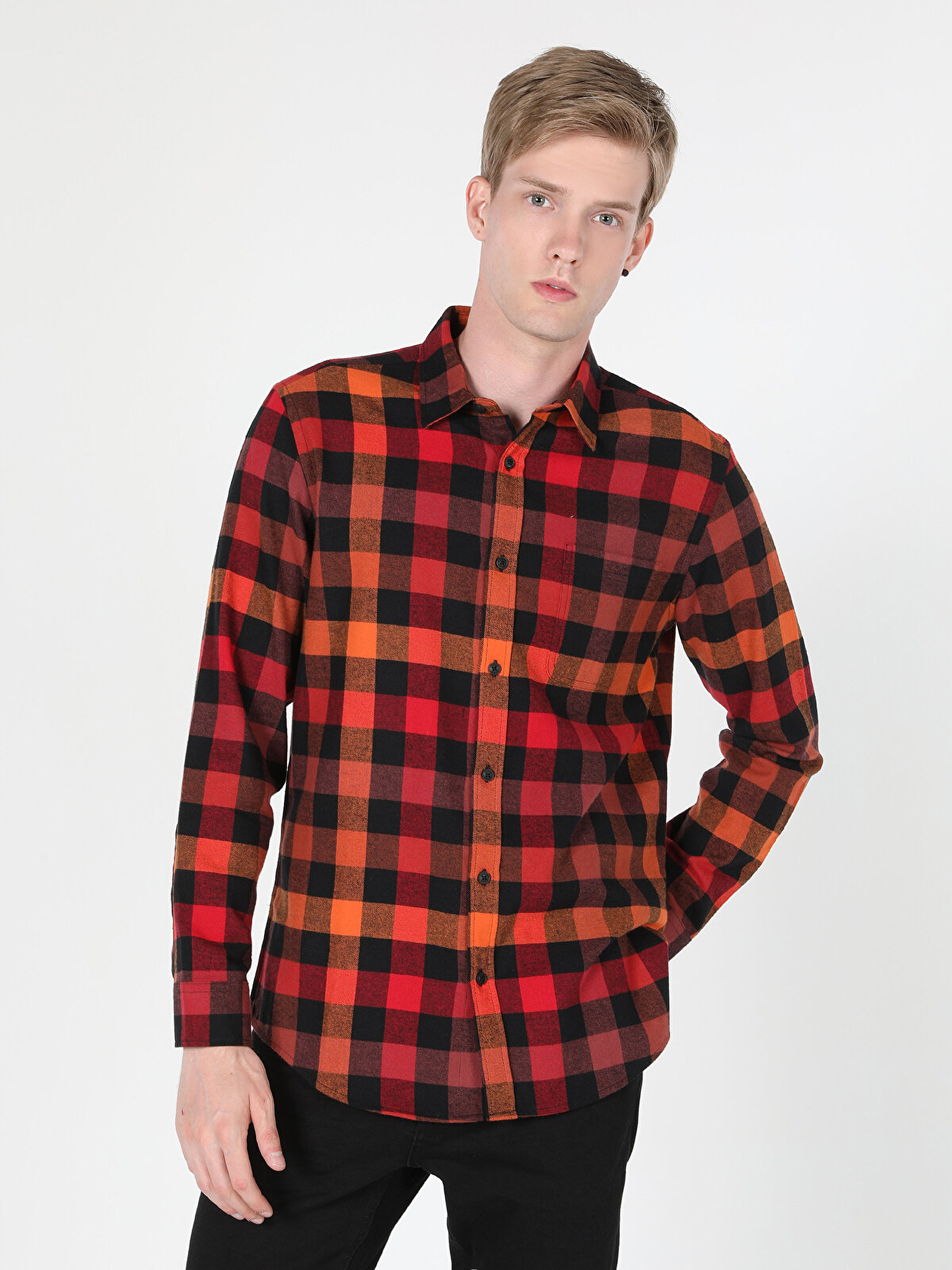 Рубашка мужская Colin's CL1059639_Q1.V1 красная XXL, Красный, CL1059639_Q1.V1
Рубашка мужская Colin's CL1059639_Q1.V1 красная XXL, Красный, CL1059639_Q1.V1