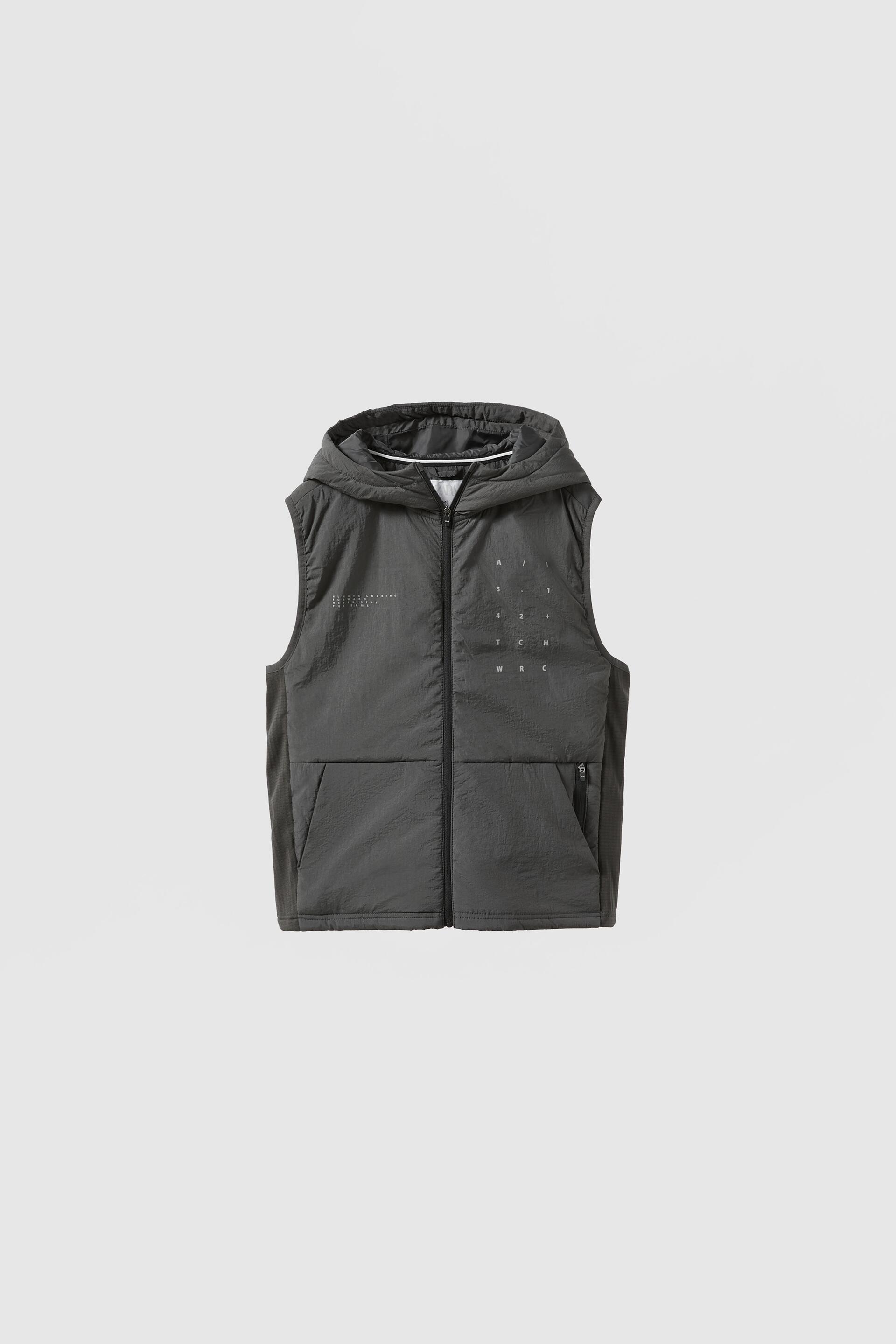 Жилет детский ZARA 0564476780735, антрацит, 152 (товар из-за рубежа), 05644767807
Жилет детский ZARA 0564476780735, антрацит, 152 (товар из-за рубежа), 05644767807