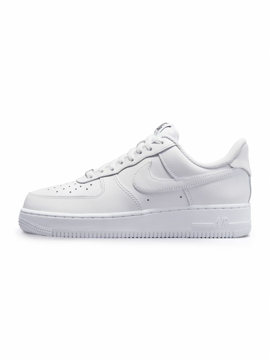 Кеды женские Nike Air Force 1 '07 EasyOn белые 6.5 US, Белый, Air Force 1 '07 EasyOn
Кеды женские Nike Air Force 1 '07 EasyOn белые 6.5 US, Белый, Air Force 1 '07 EasyOn