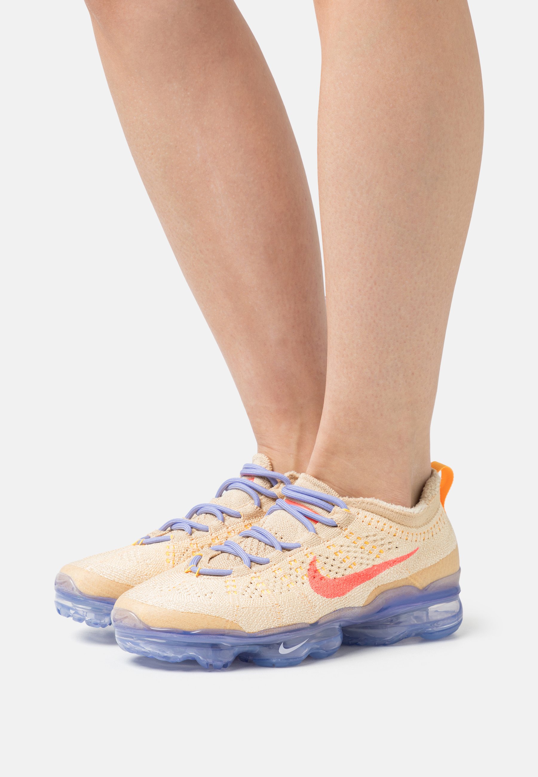 Кроссовки женские Nike Sportswear W Air Vapormax 2023 Fk желтые 38 EU, Желтый, W Air Vapormax 2023 Fk
Кроссовки женские Nike Sportswear W Air Vapormax 2023 Fk желтые 38 EU, Желтый, W Air Vapormax 2023 Fk