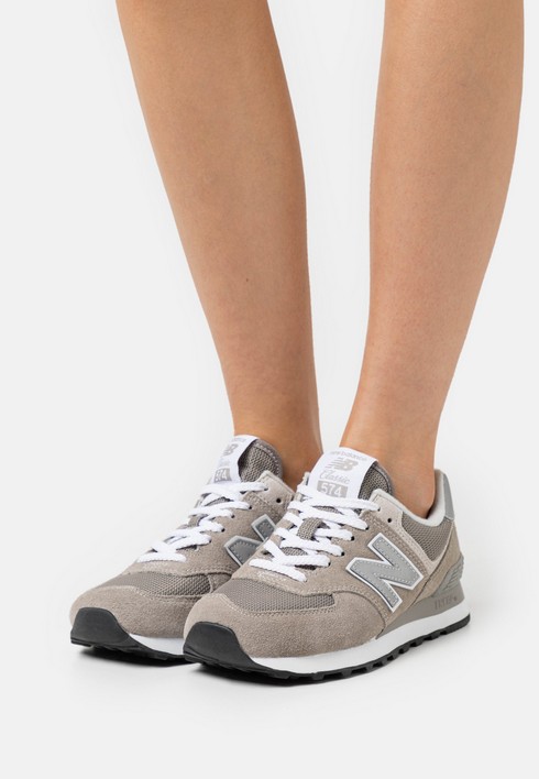 Кроссовки женские New Balance Wl574 бежевые 37 EU (доставка из-за рубежа), Бежевый, WL574YJ2
Кроссовки женские New Balance Wl574 бежевые 37 EU (доставка из-за рубежа), Бежевый, WL574YJ2