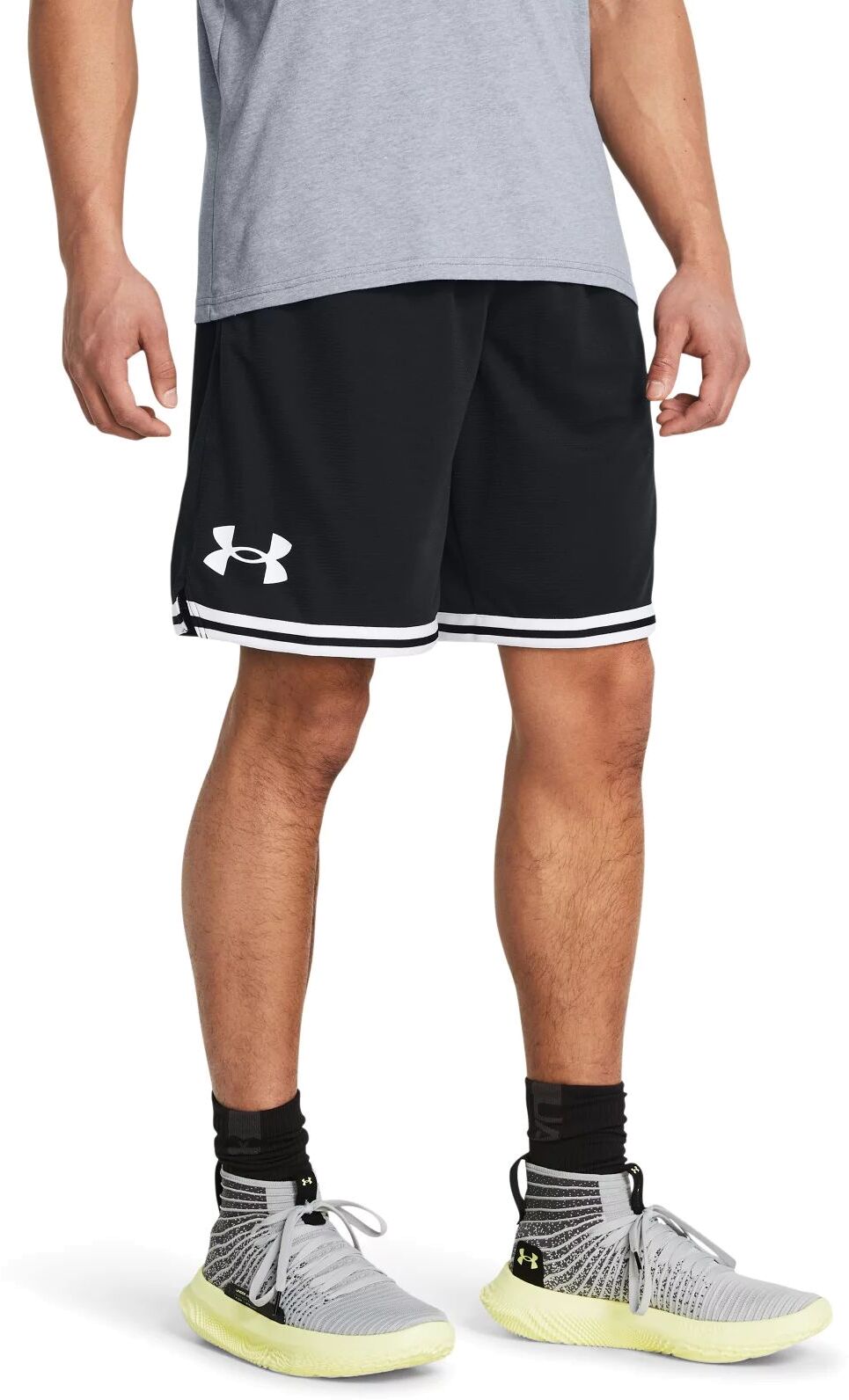 Спортивные шорты мужские Under Armour UA Perimeter Short черные XXLT, Черный, UA Perimeter Short
Спортивные шорты мужские Under Armour UA Perimeter Short черные XXLT, Черный, UA Perimeter Short
