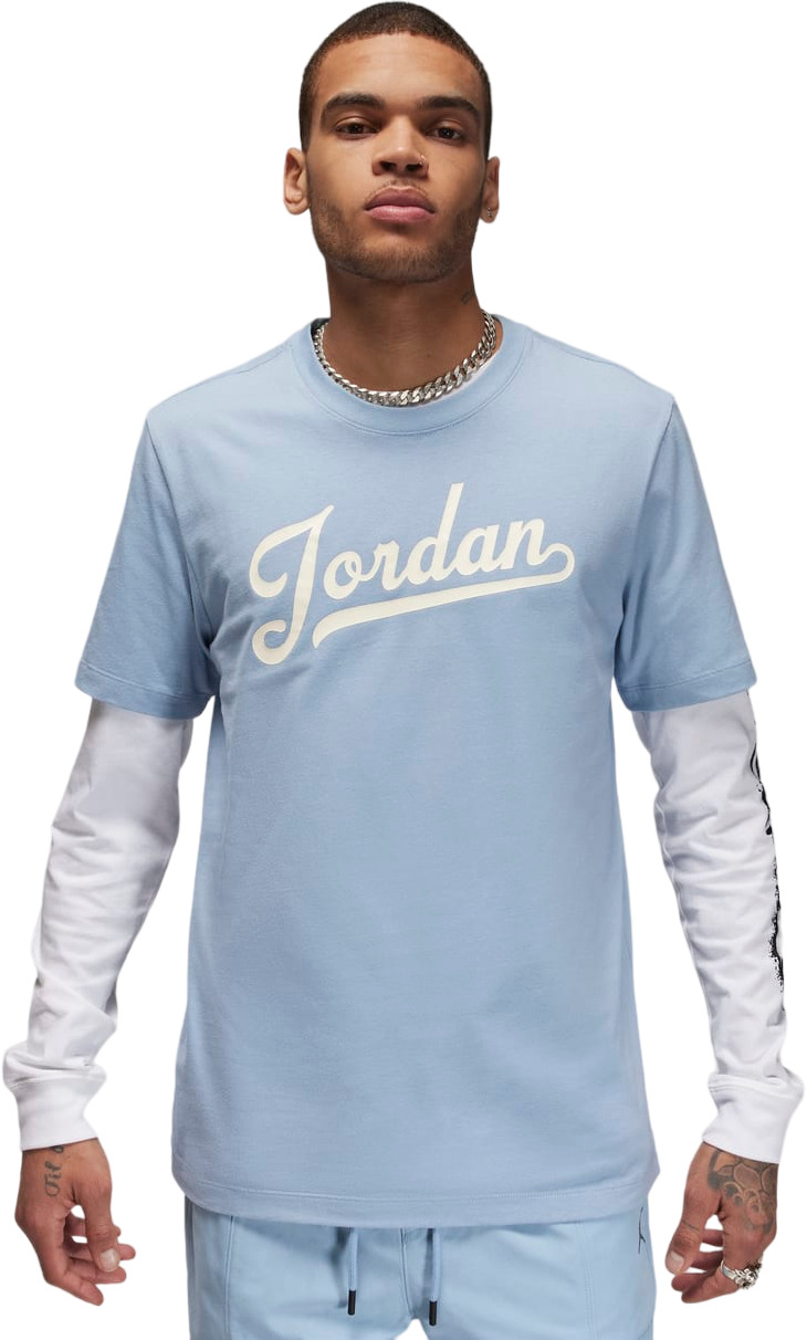 Футболка мужская Nike M J FLT MVP WM SS CREW голубая L, Голубой, M J FLT MVP WM SS CREW
Футболка мужская Nike M J FLT MVP WM SS CREW голубая L, Голубой, M J FLT MVP WM SS CREW