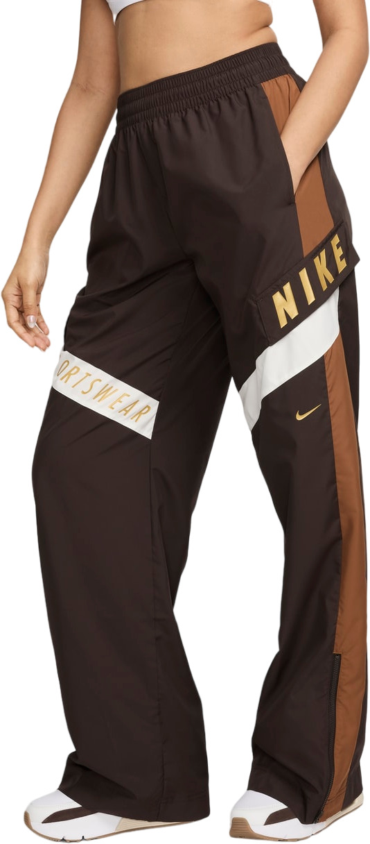 Спортивные брюки женские Nike W NSW WVN OS PANT HR SW коричневые S, Коричневый, W NSW WVN OS PANT HR SW
Спортивные брюки женские Nike W NSW WVN OS PANT HR SW коричневые S, Коричневый, W NSW WVN OS PANT HR SW