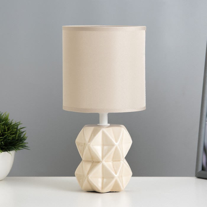 Настольная лампа Risalux Аврора 9627074 
Настольная лампа Risalux Аврора 9627074