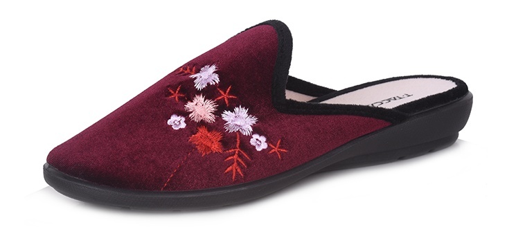 Тапочки женские T.Taccardi 226365-226366 бордовые 37 RU, Бордовый, 226365-226366
Тапочки женские T.Taccardi 226365-226366 бордовые 37 RU, Бордовый, 226365-226366