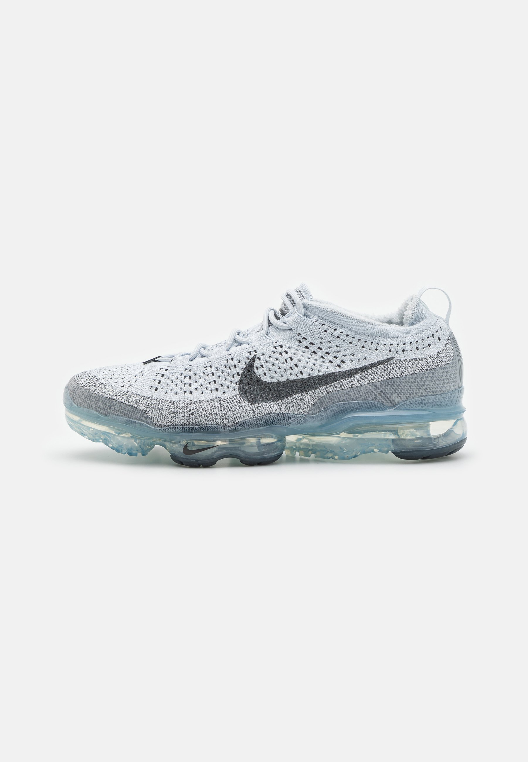 Кроссовки мужские Nike Sportswear Air Vapormax 2023 Fk серые 39 EU (доставка из-за рубежа), Серый, Air Vapormax 2023 Fk
Кроссовки мужские Nike Sportswear Air Vapormax 2023 Fk серые 39 EU (доставка из-за рубежа), Серый, Air Vapormax 2023 Fk