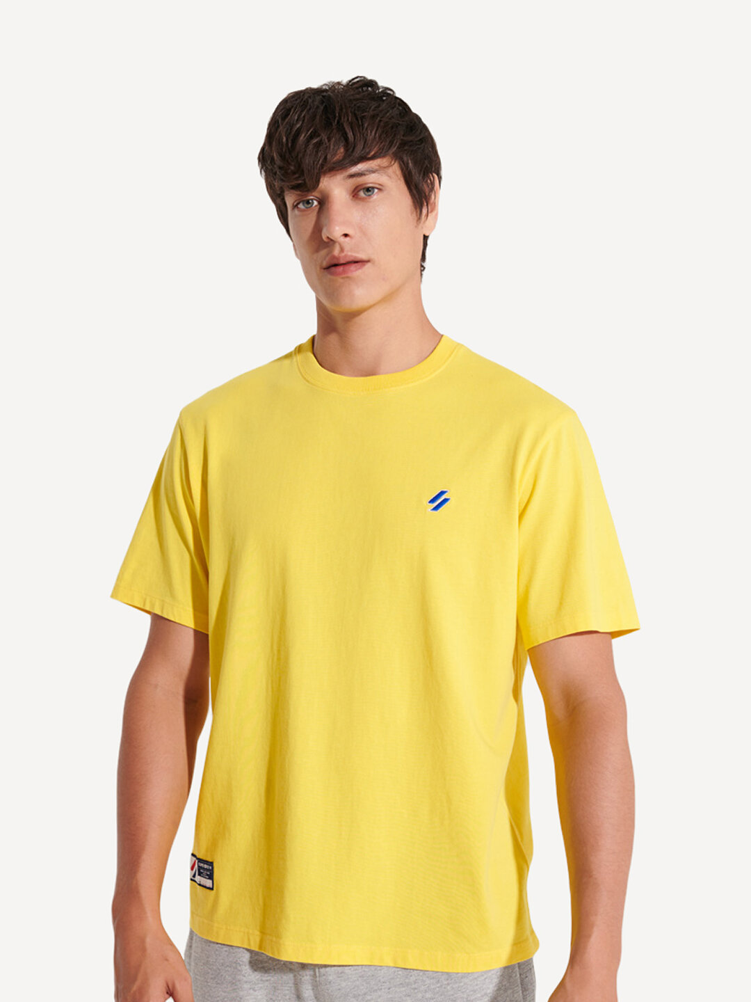 Футболка мужская Superdry SUPERDRY CODE ESSENTIAL TEE желтая XL, SUPERDRY CODE ESSENTIAL TEE
Футболка мужская Superdry SUPERDRY CODE ESSENTIAL TEE желтая XL, SUPERDRY CODE ESSENTIAL TEE