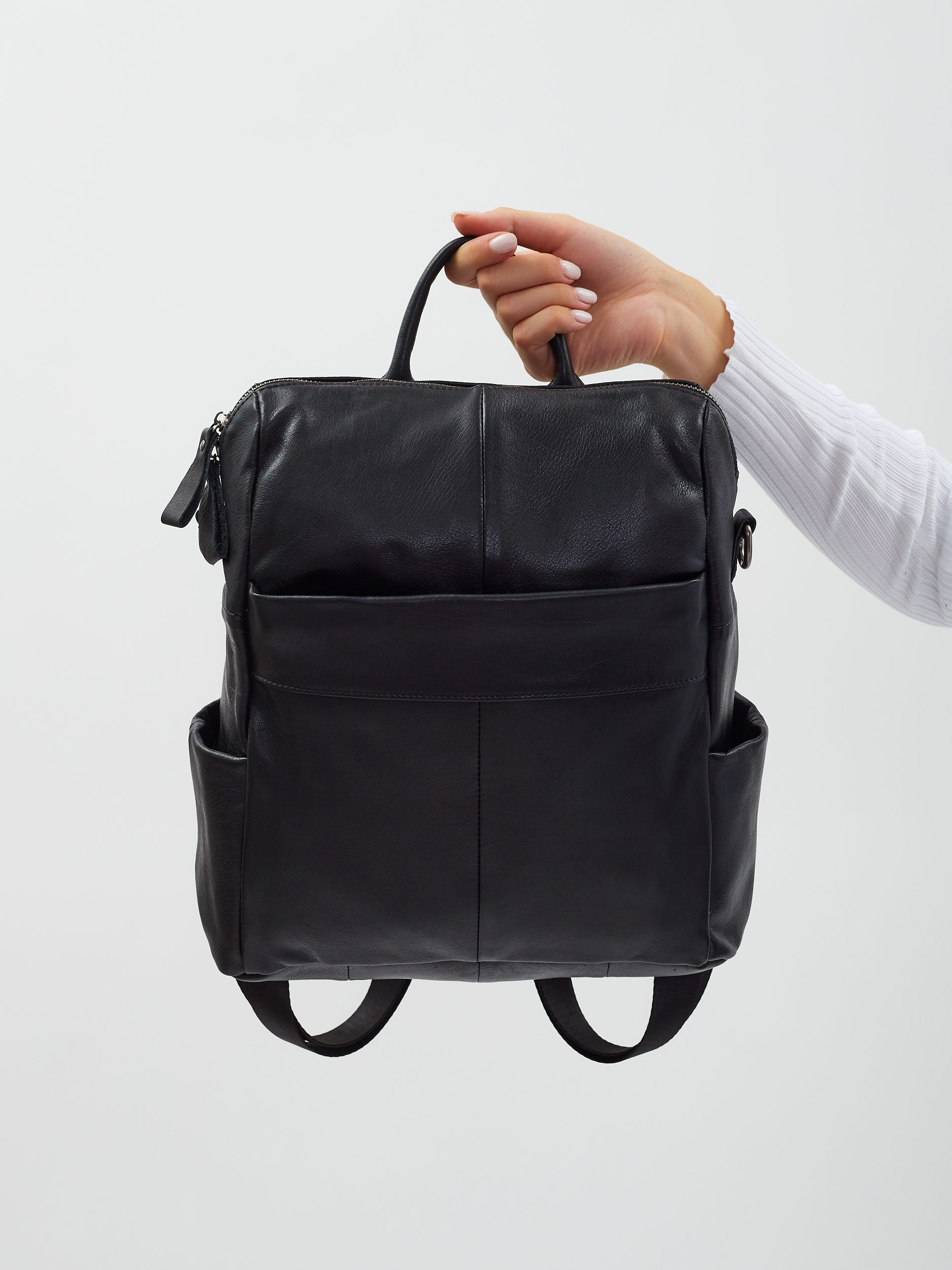 Сумка-рюкзак унисекс PouchMan 5101 черный, 35х33х12 см, 5101 
Сумка-рюкзак унисекс PouchMan 5101 черный, 35х33х12 см, 5101