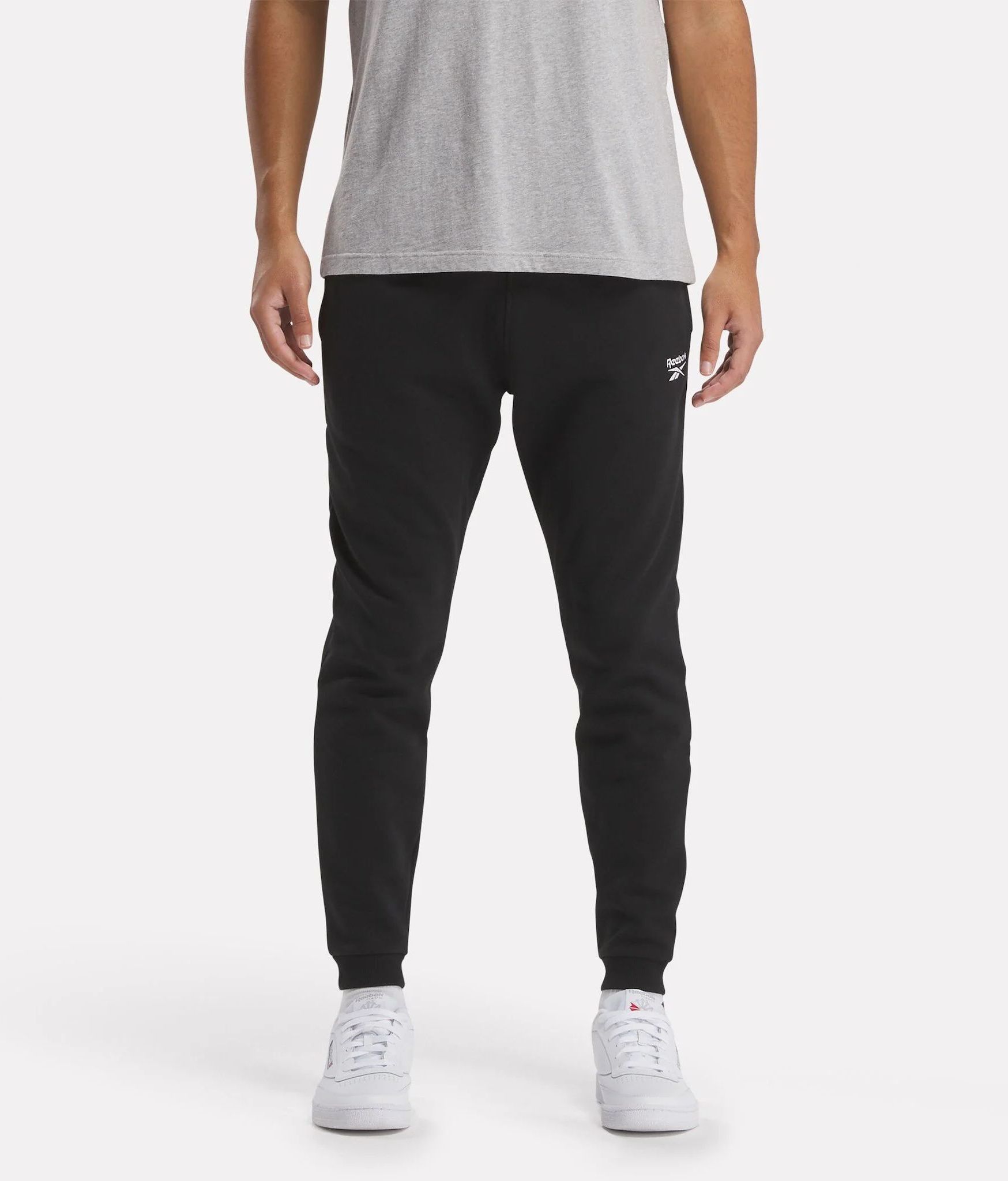 Брюки Reebok для мужчин, спортивные, чёрные-001, размер XL, 100202842, Черный, Identity Small Logo Fleece Joggers
Брюки Reebok для мужчин, спортивные, чёрные-001, размер XL, 100202842, Черный, Identity Small Logo Fleece Joggers