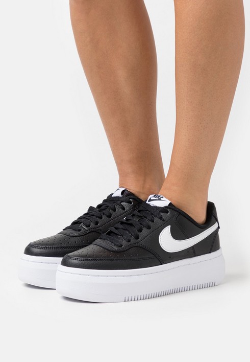 Кеды женские Nike W Court Vision Alta Ltr черные 44.5 EU (доставка из-за рубежа), Черный, W Court Vision Alta Ltr
Кеды женские Nike W Court Vision Alta Ltr черные 44.5 EU (доставка из-за рубежа), Черный, W Court Vision Alta Ltr