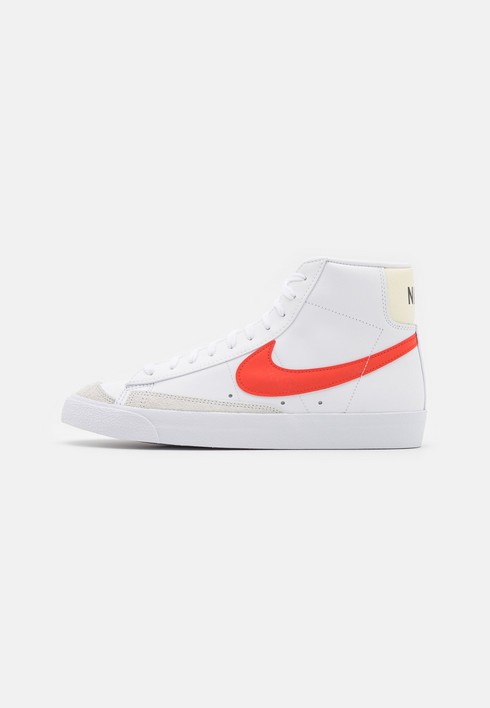 Кеды мужские Nike Blazer Mid '77 Vntg белые 45.5 EU (доставка из-за рубежа), Белый, Blazer Mid '77 Vntg
Кеды мужские Nike Blazer Mid '77 Vntg белые 45.5 EU (доставка из-за рубежа), Белый, Blazer Mid '77 Vntg