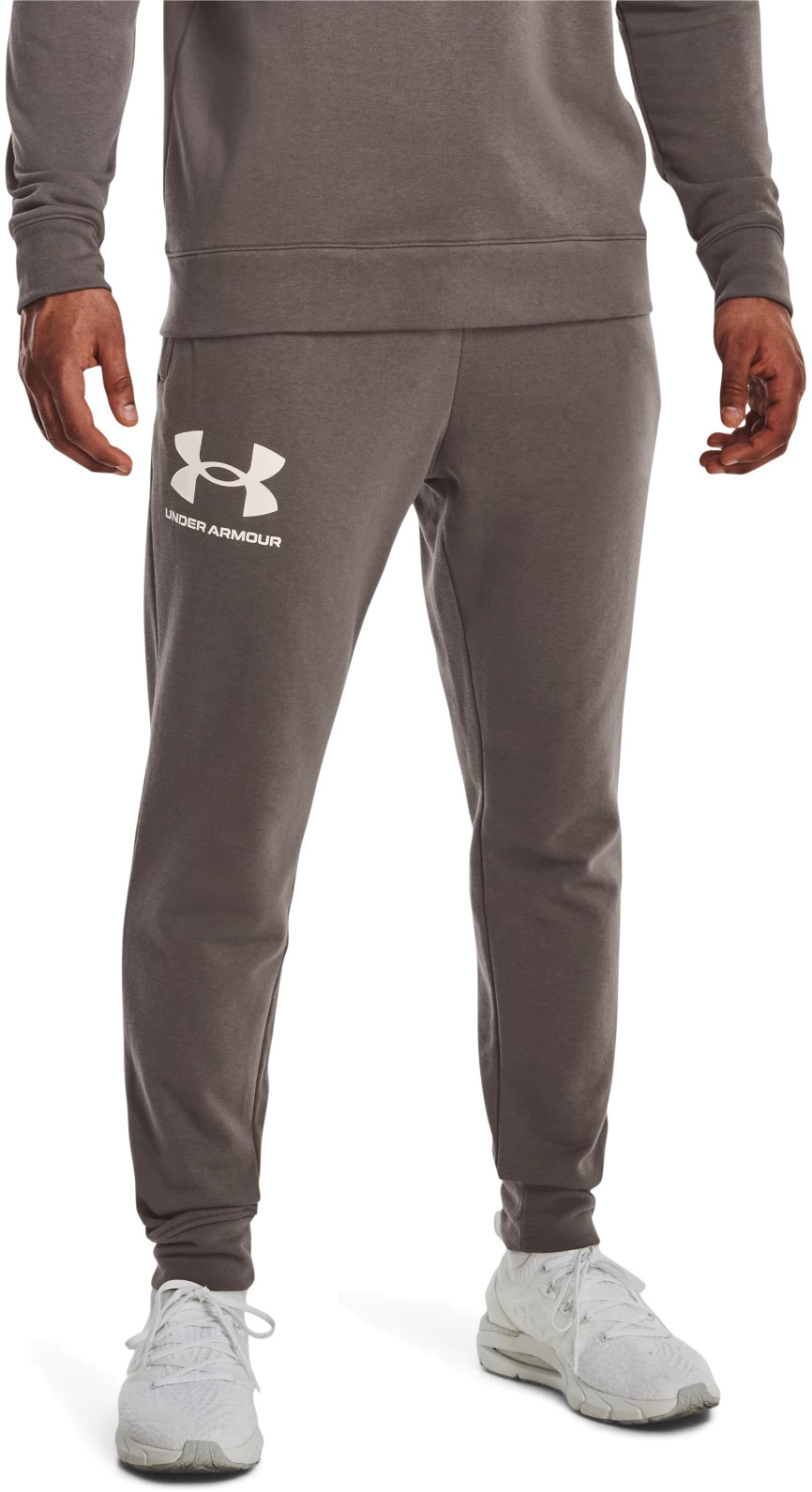 Спортивные брюки мужские Under Armour UA RIVAL TERRY JOGGER-BRN серые XL, UA RIVAL TERRY JOGGER-BRN
Спортивные брюки мужские Under Armour UA RIVAL TERRY JOGGER-BRN серые XL, UA RIVAL TERRY JOGGER-BRN