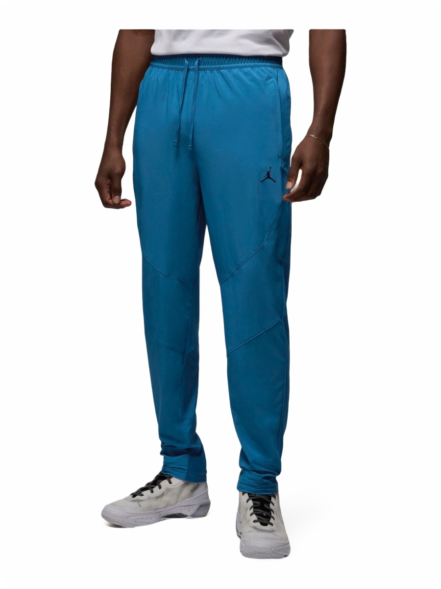 Спортивные брюки мужские Nike M J DF SPRT WOVEN PANT синие S, Синий, M J DF SPRT WOVEN PANT
Спортивные брюки мужские Nike M J DF SPRT WOVEN PANT синие S, Синий, M J DF SPRT WOVEN PANT